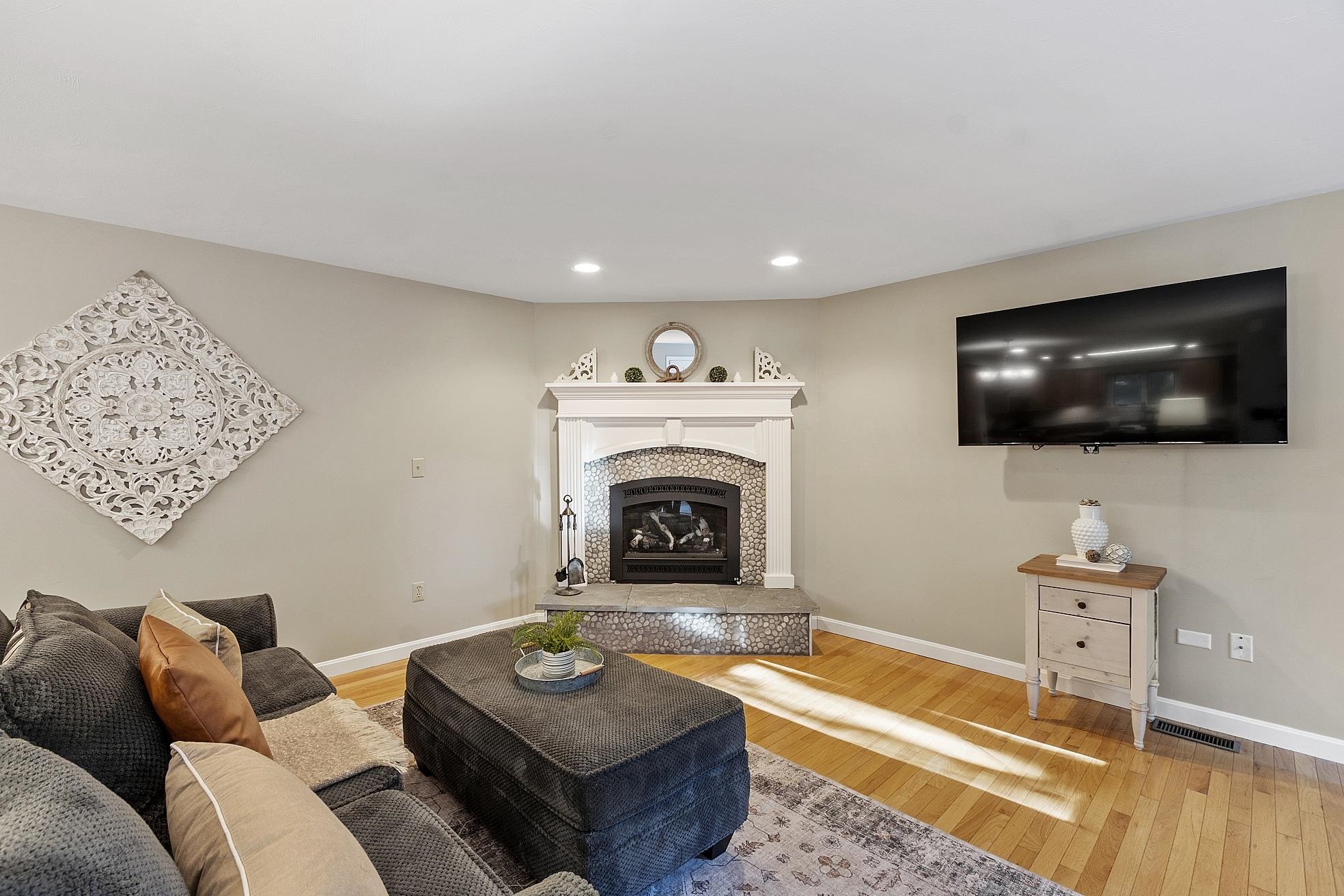 153 Coffin Road Unit: 32