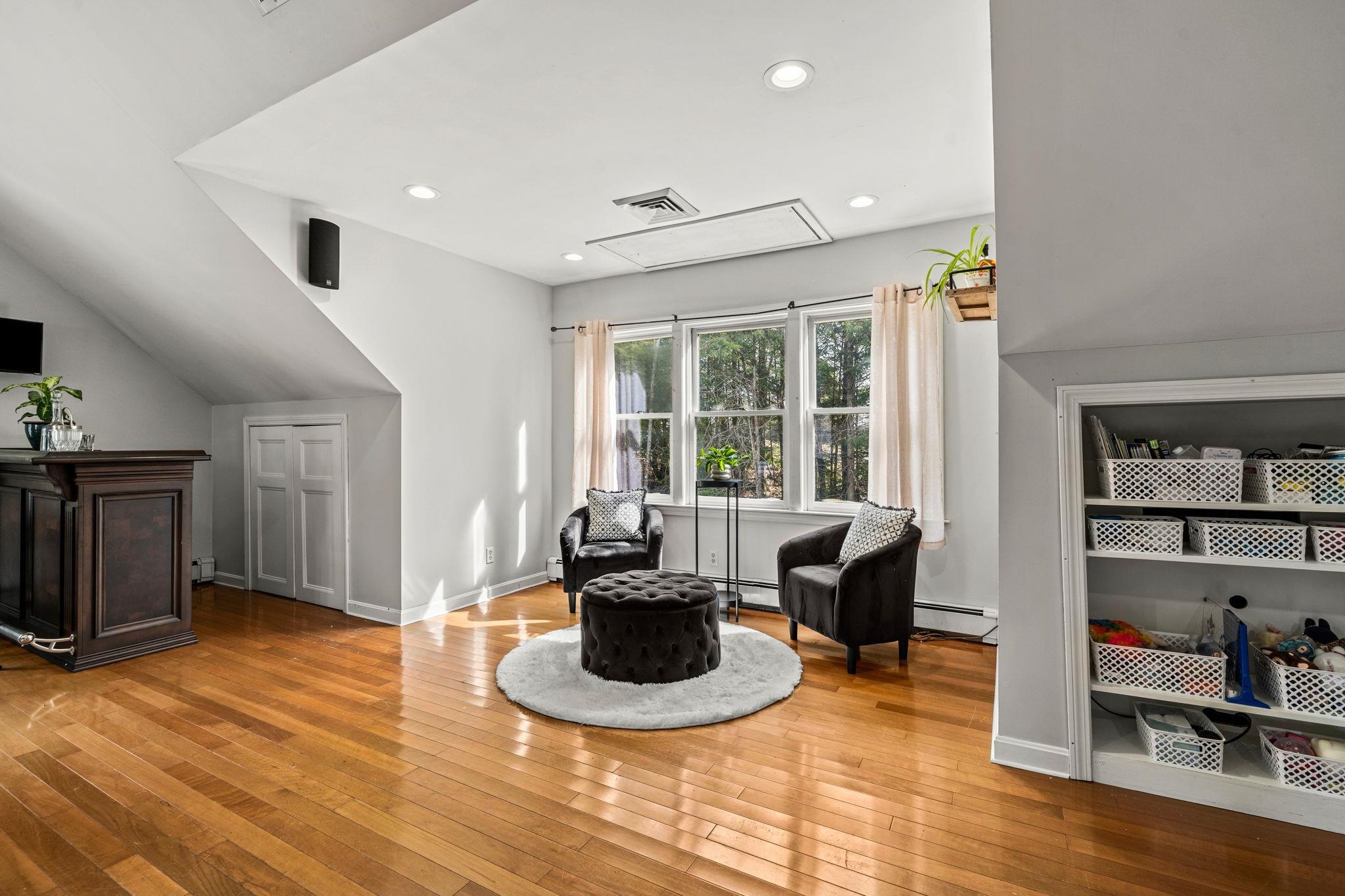 71 Deerwood Hollow