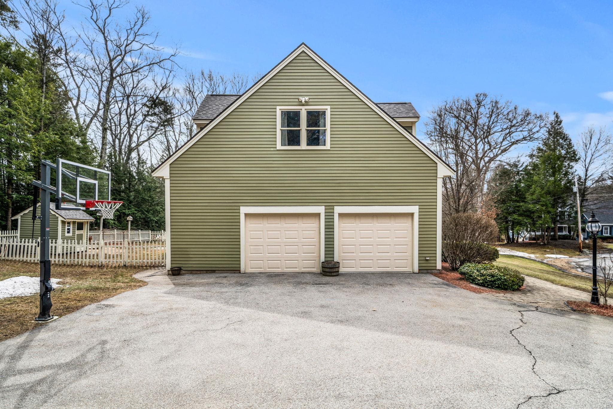 71 Deerwood Hollow
