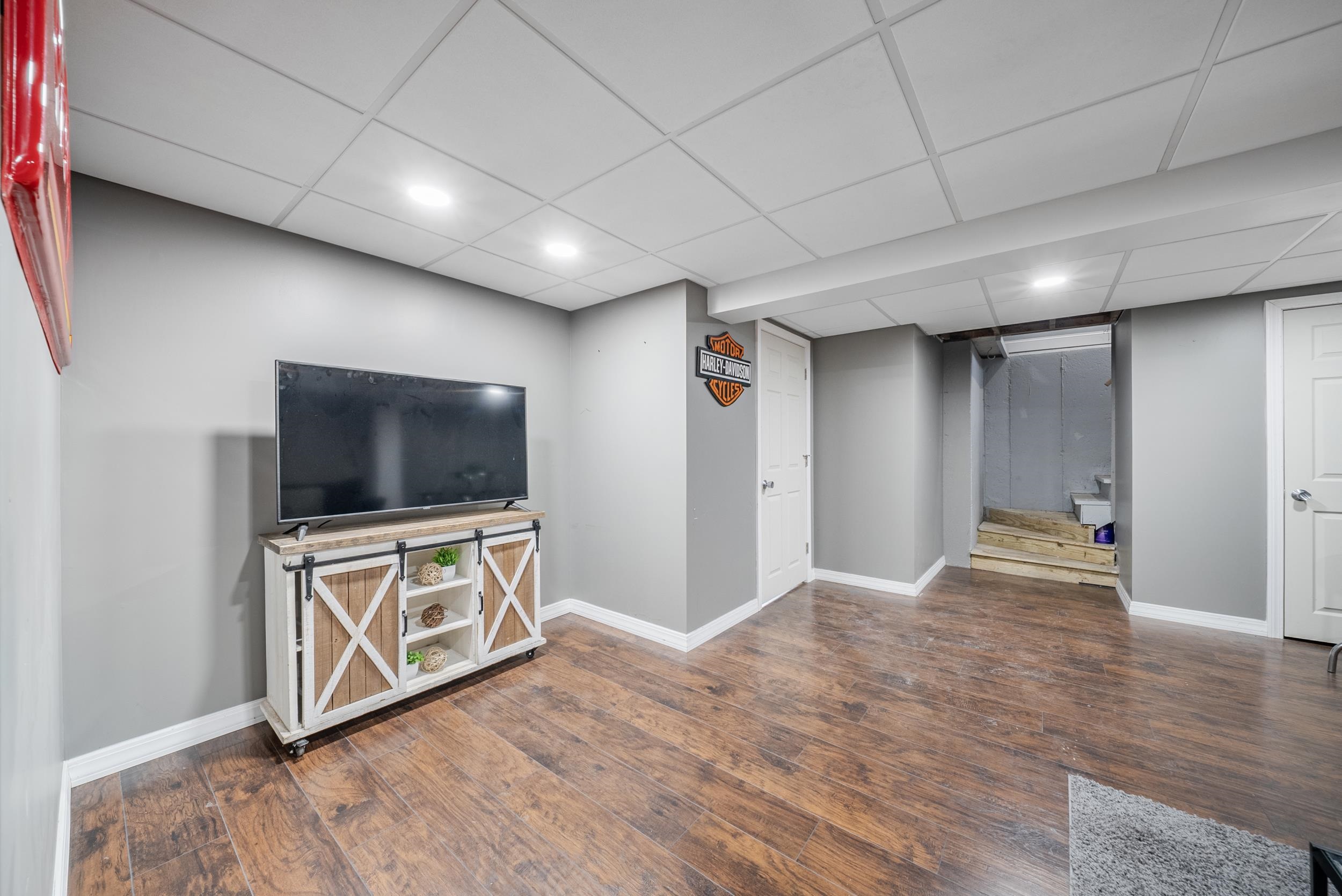 370 Huse Road
