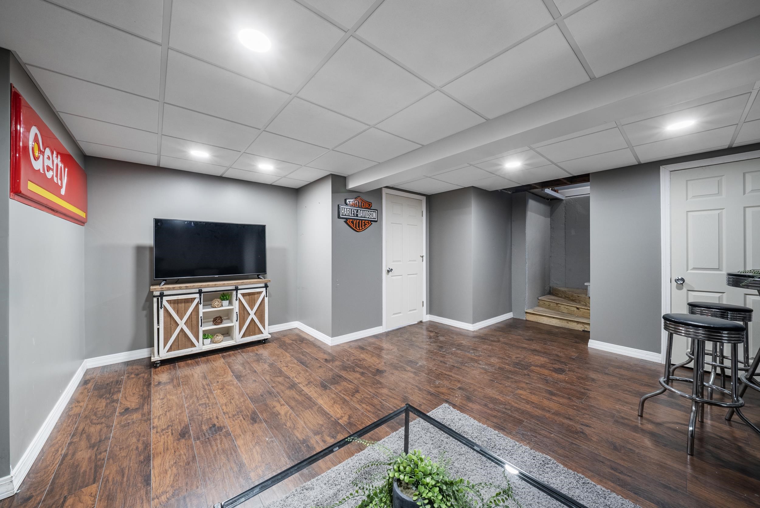 370 Huse Road