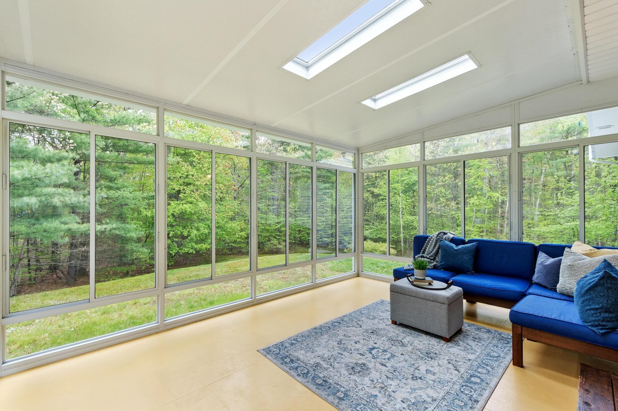 12 Aladdin Road
