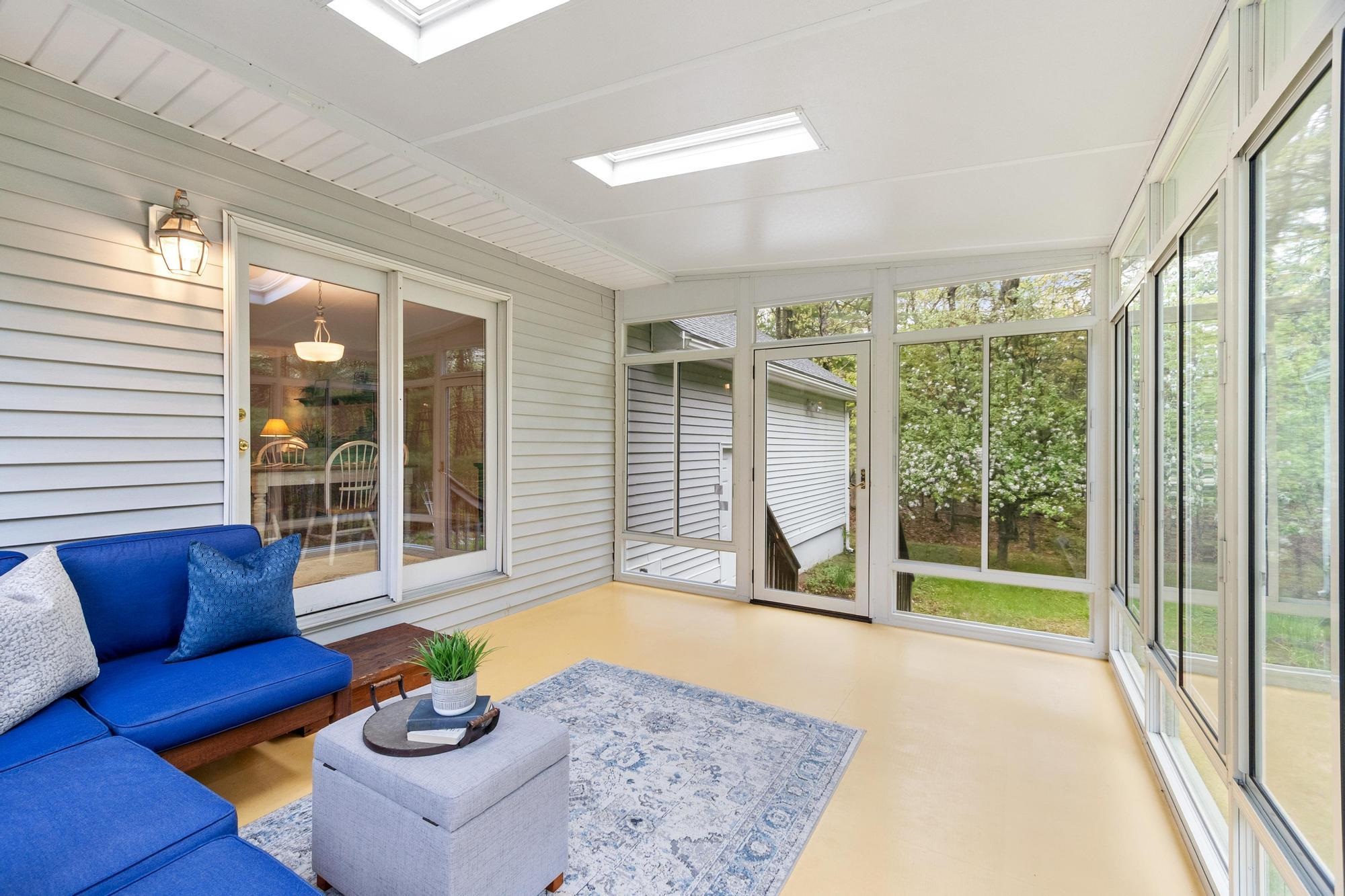 12 Aladdin Road