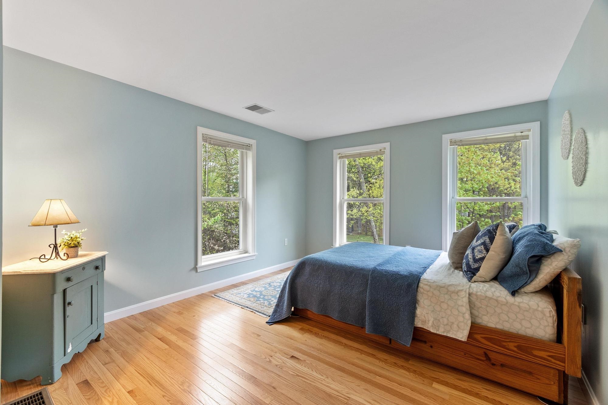 12 Aladdin Road