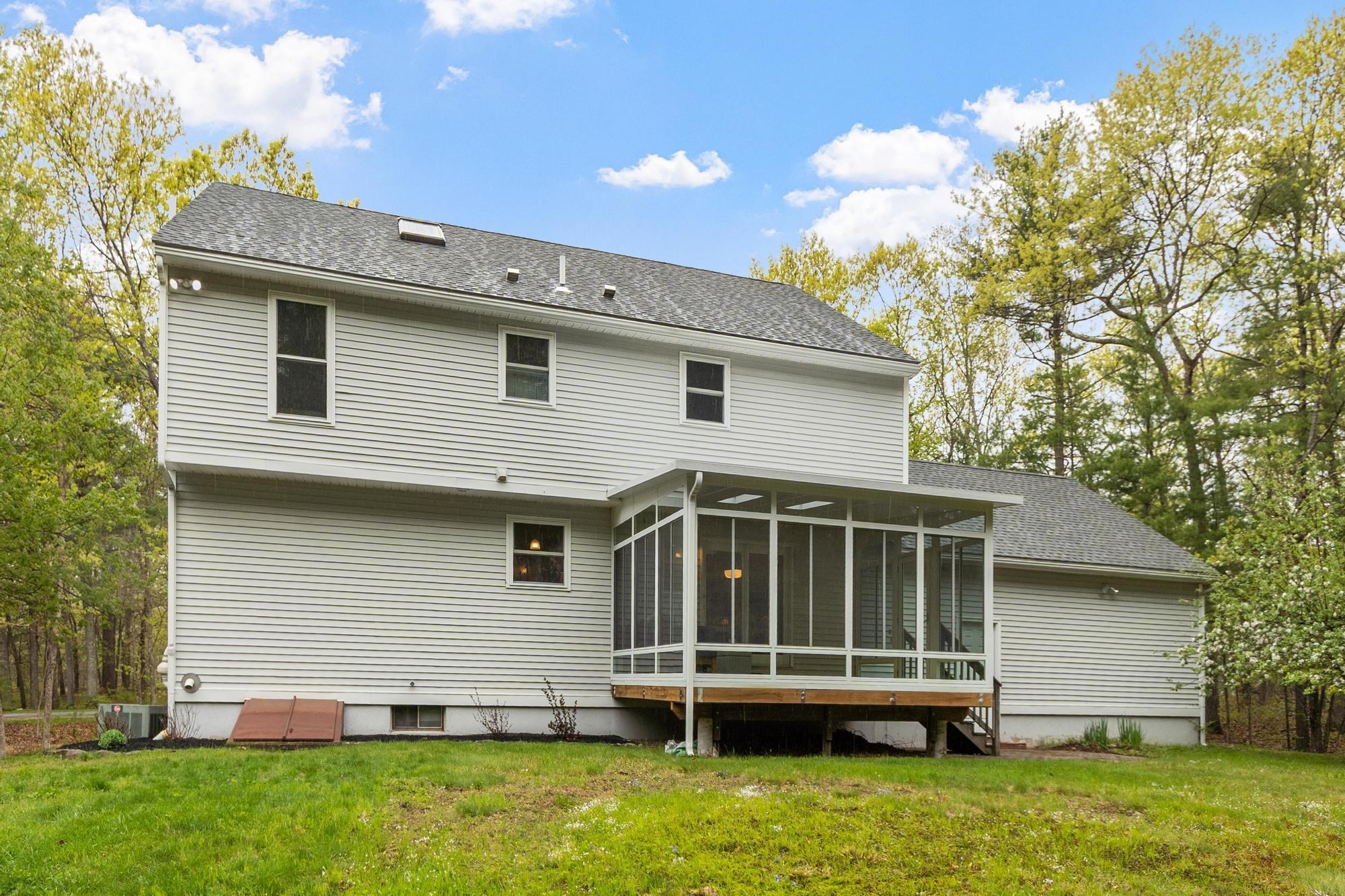 12 Aladdin Road