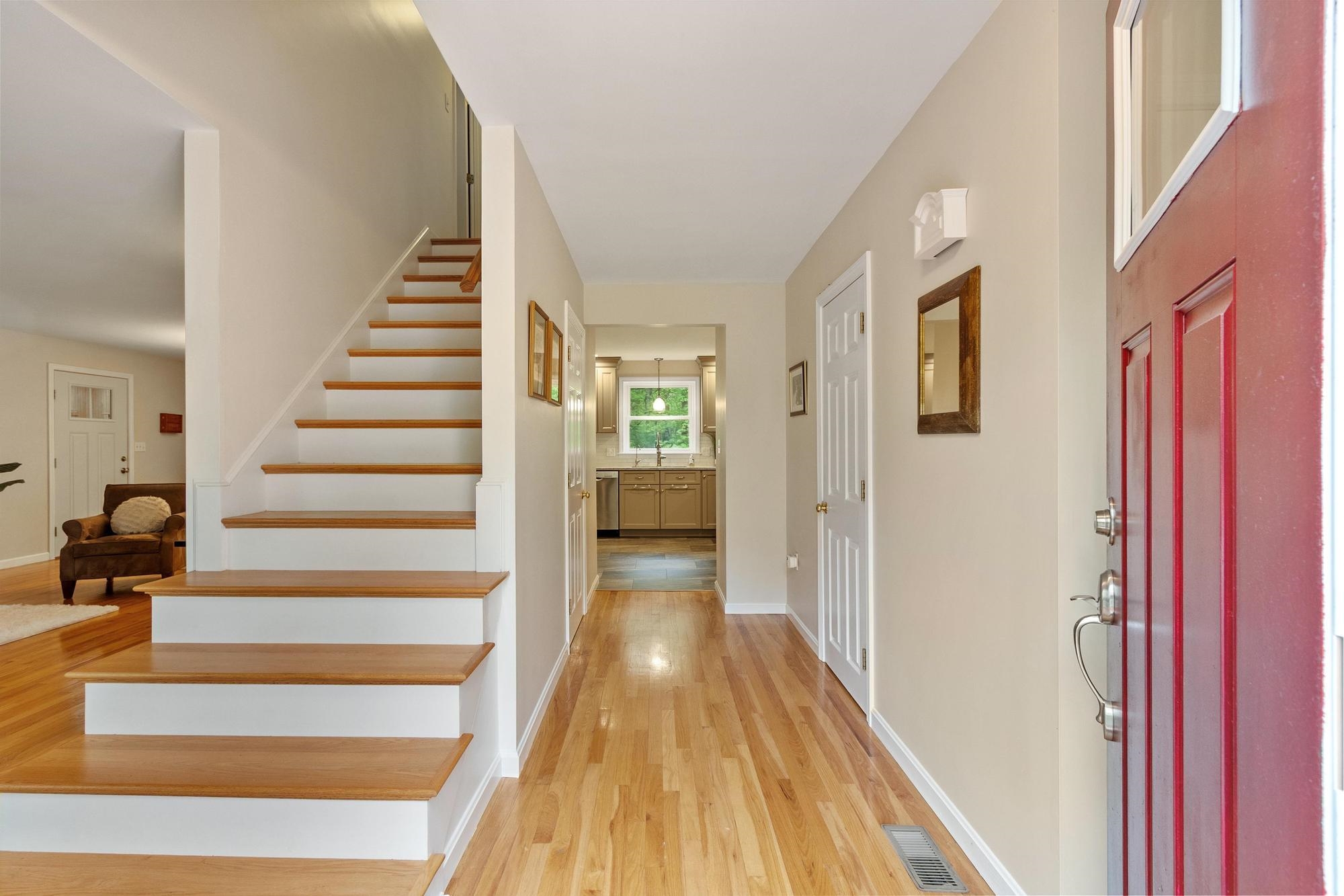 12 Aladdin Road