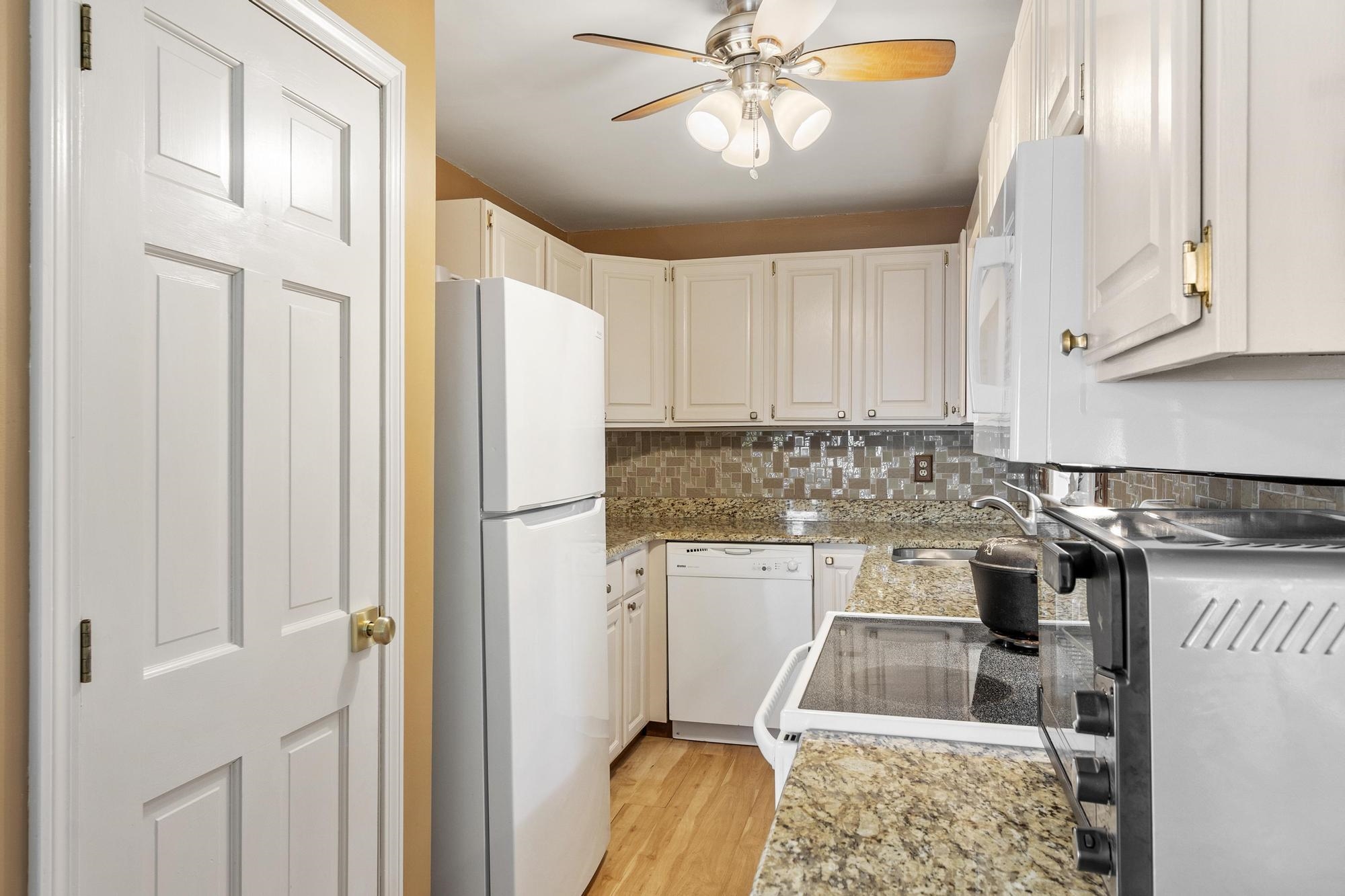 31 Tigertail Circle Unit: R