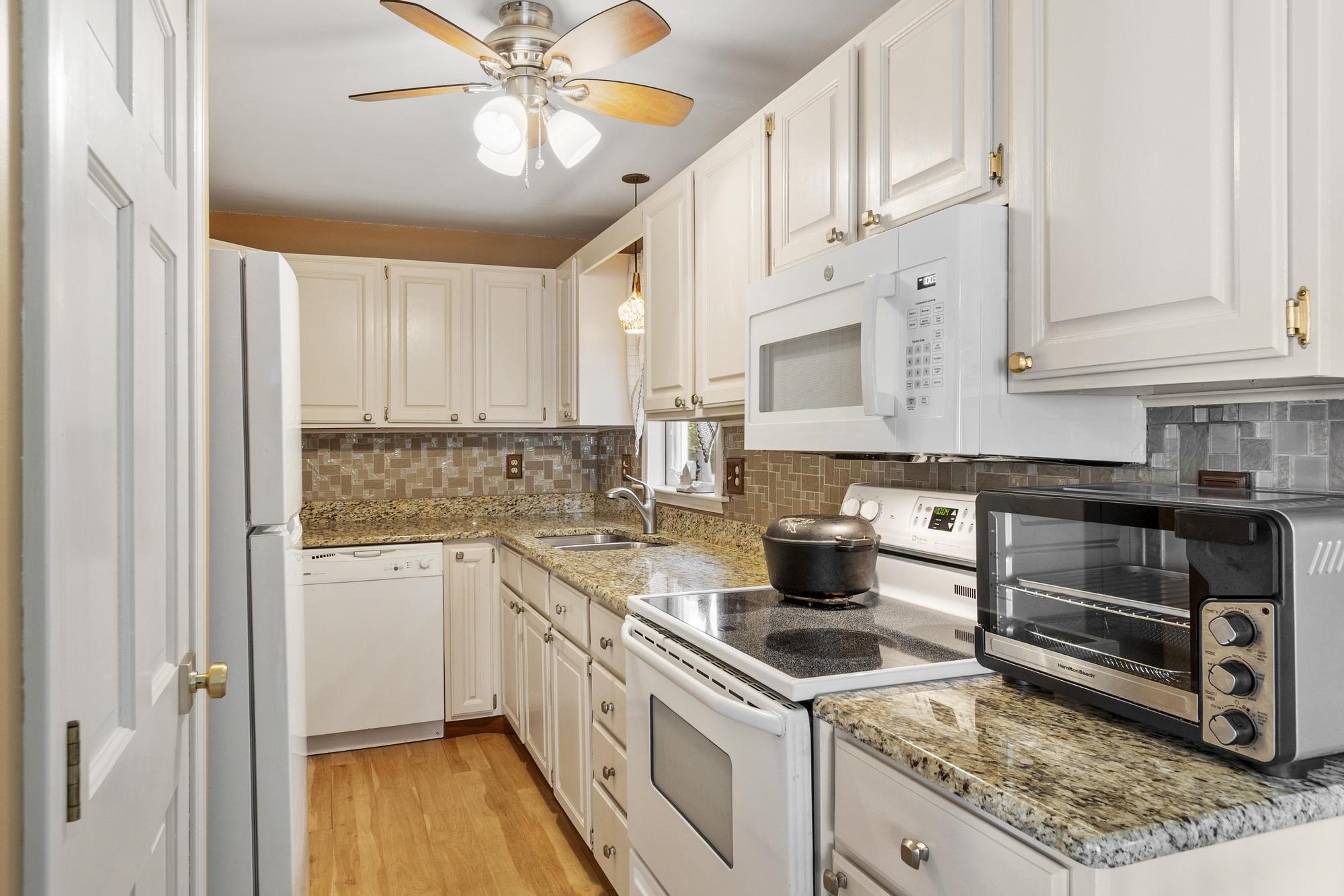 31 Tigertail Circle Unit: R