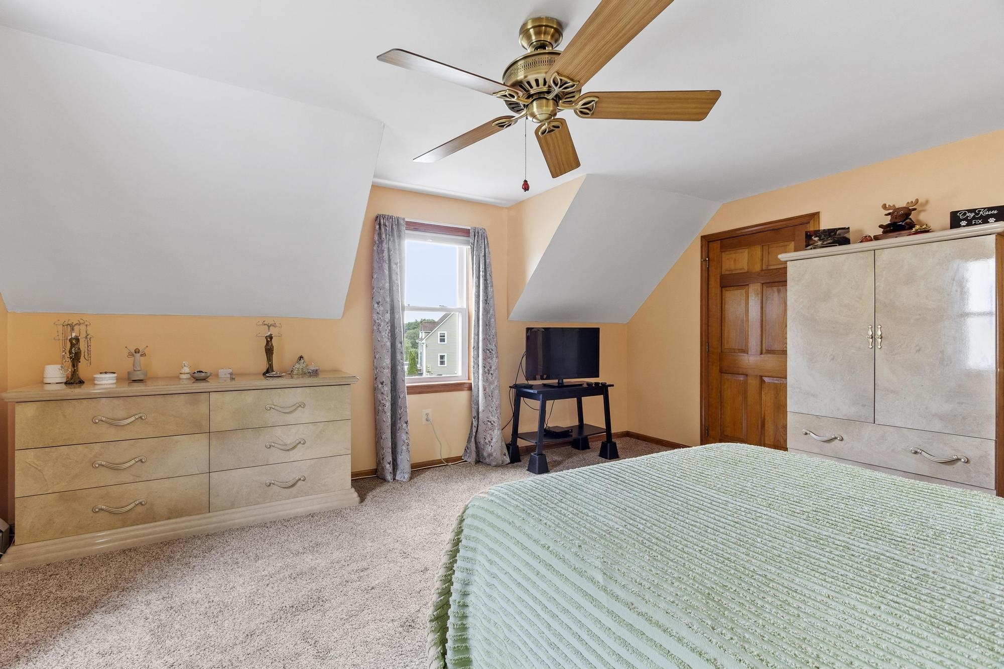 31 Tigertail Circle Unit: R