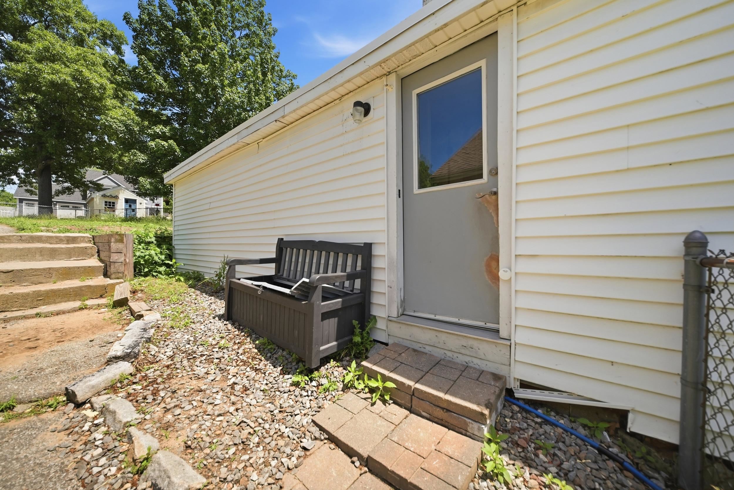 58 Cottage Avenue