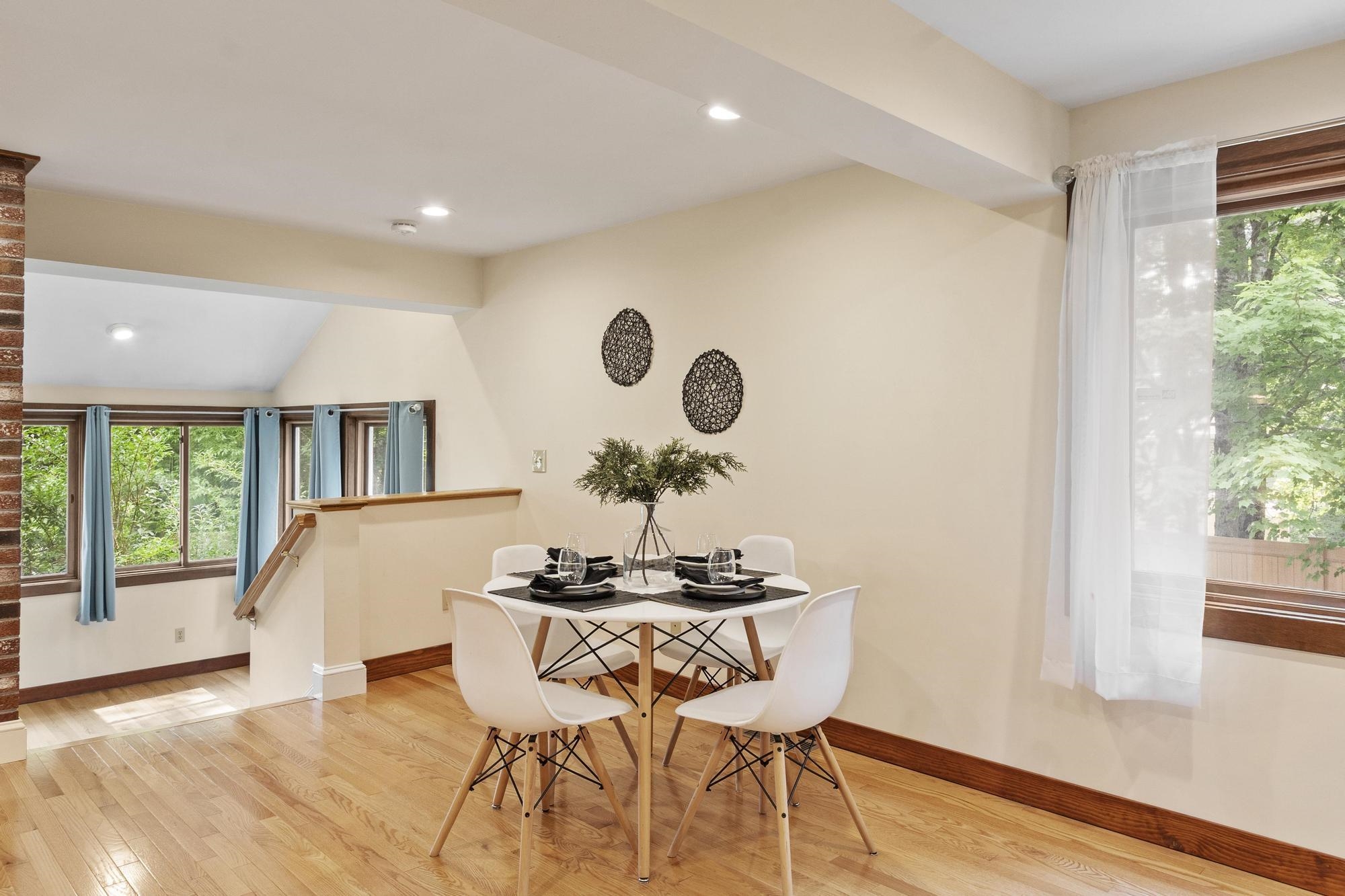 18 Windsor Boulevard