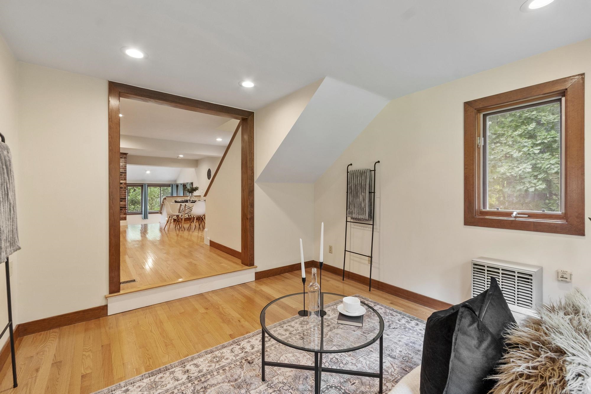 18 Windsor Boulevard