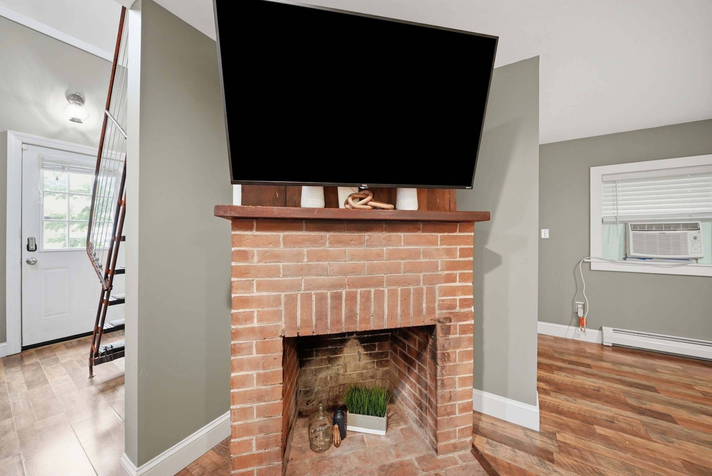 37 Great Pond Road