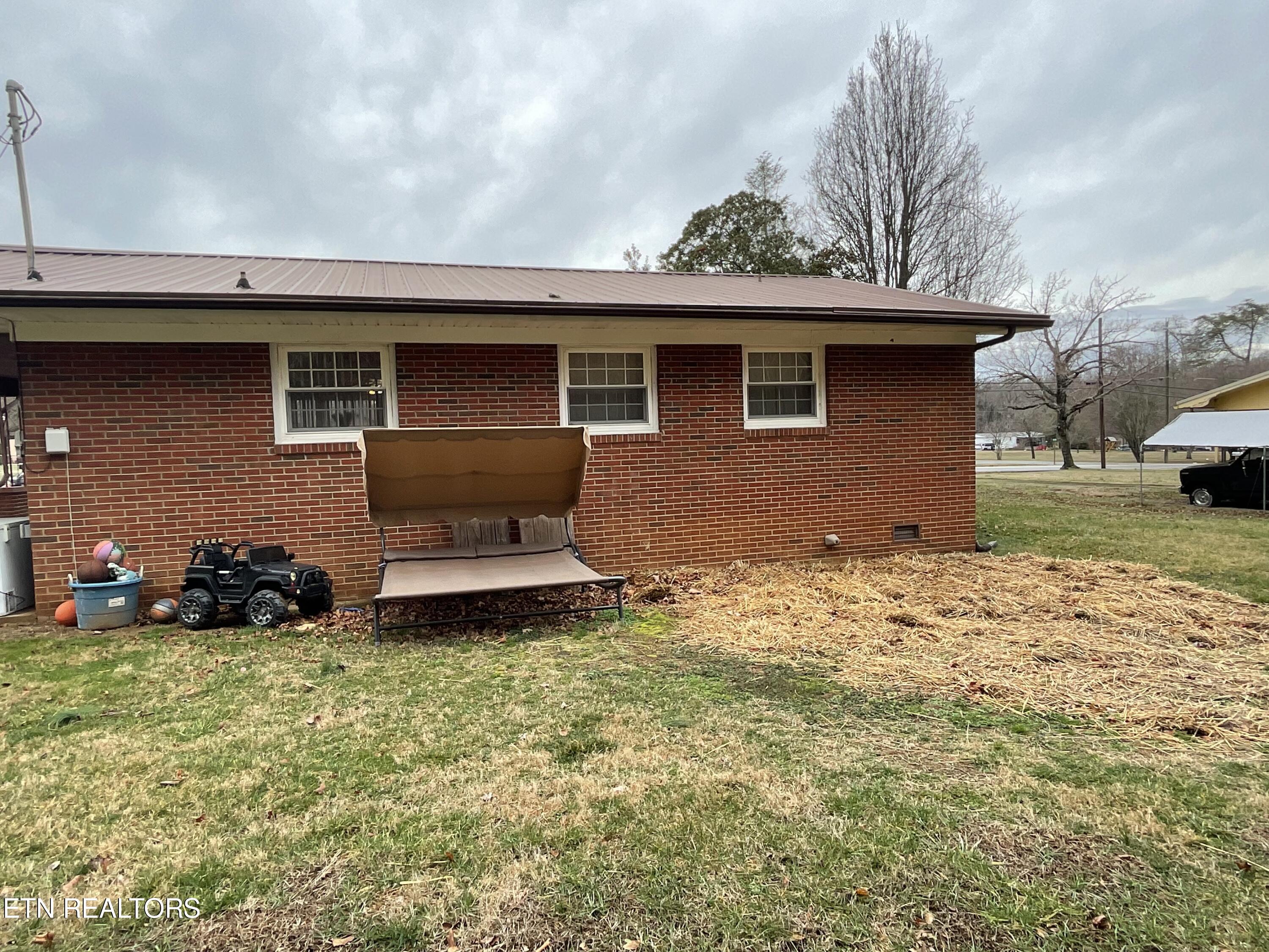 406 Carson Springs Rd