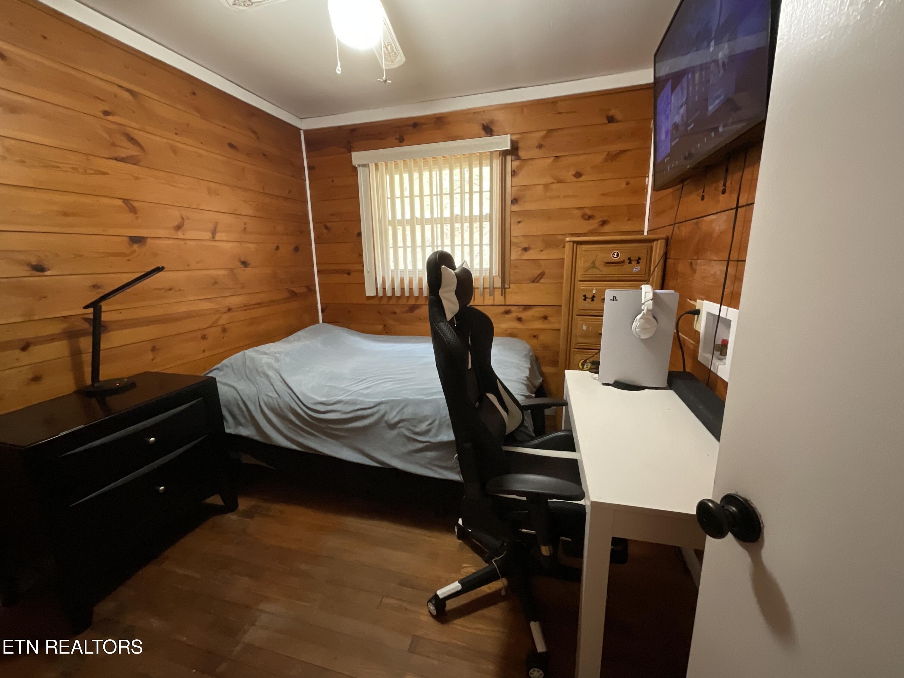 406 Carson Springs Rd