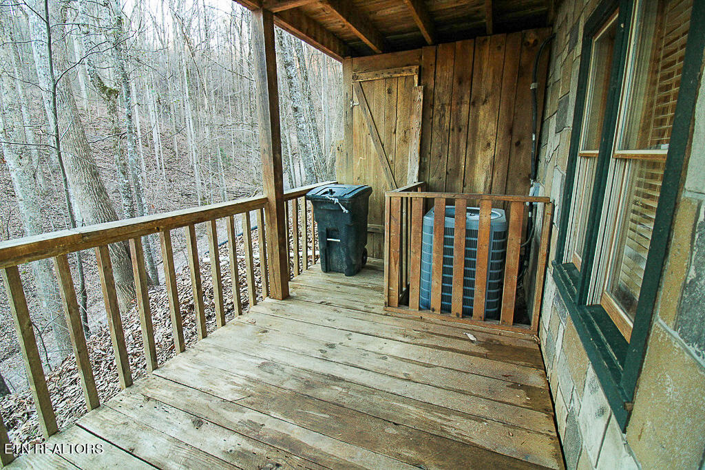 3369 Priscilla Heights Lane