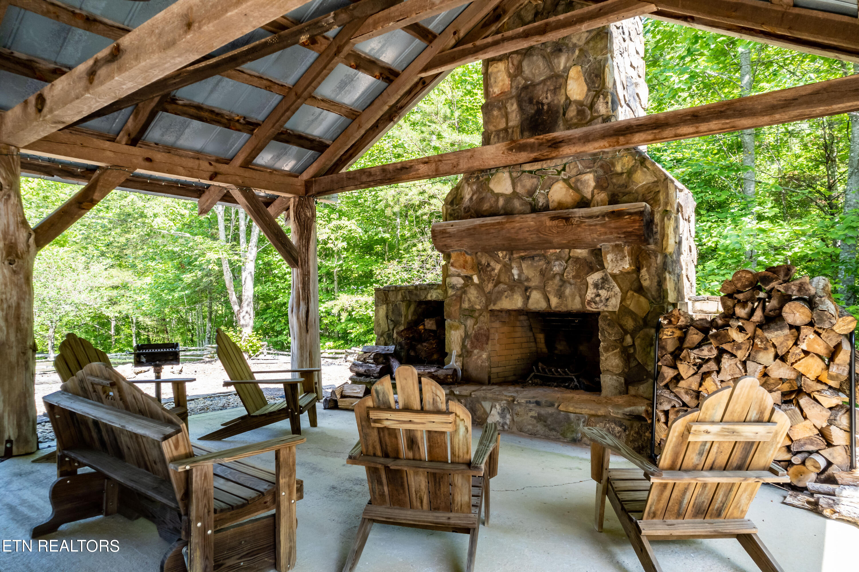 509 Lady Slipper Lane