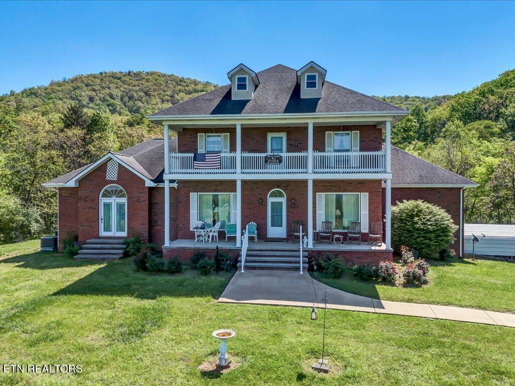 1122 Piney Mountain Rd