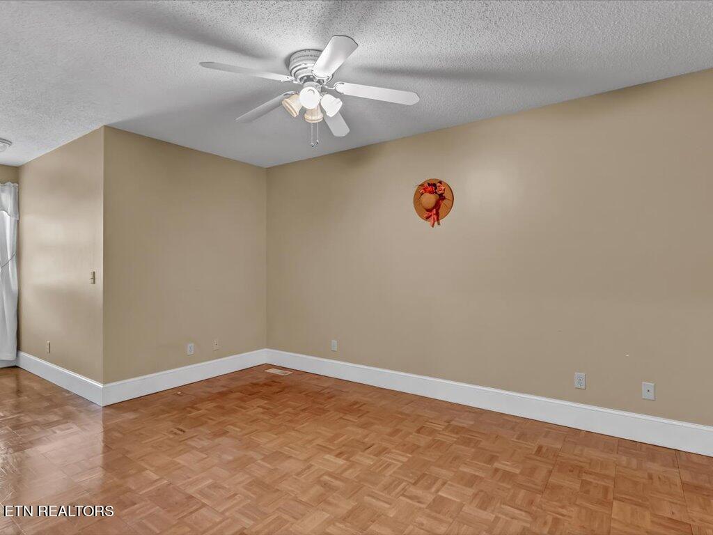 1122 Piney Mountain Rd