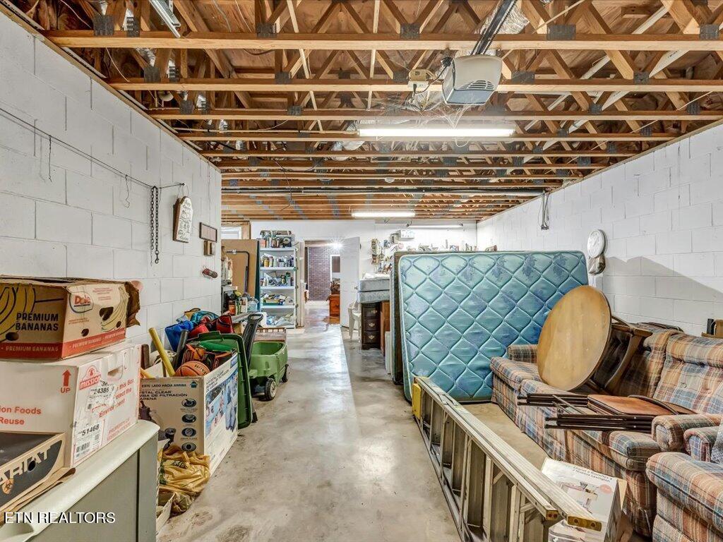 1122 Piney Mountain Rd