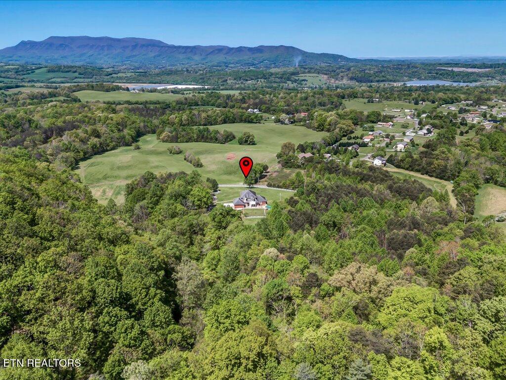 1122 Piney Mountain Rd