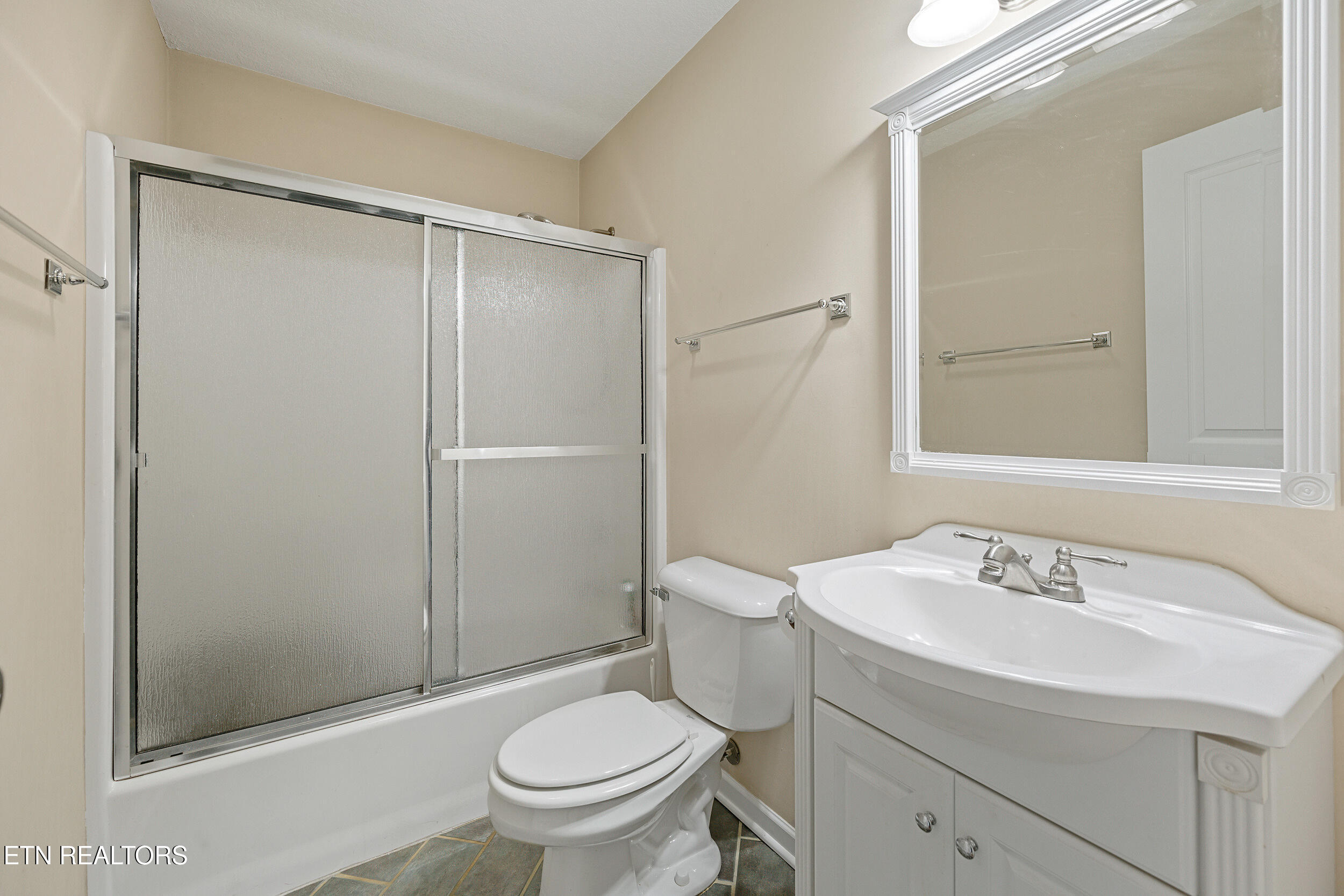 1965 River Vista Circle