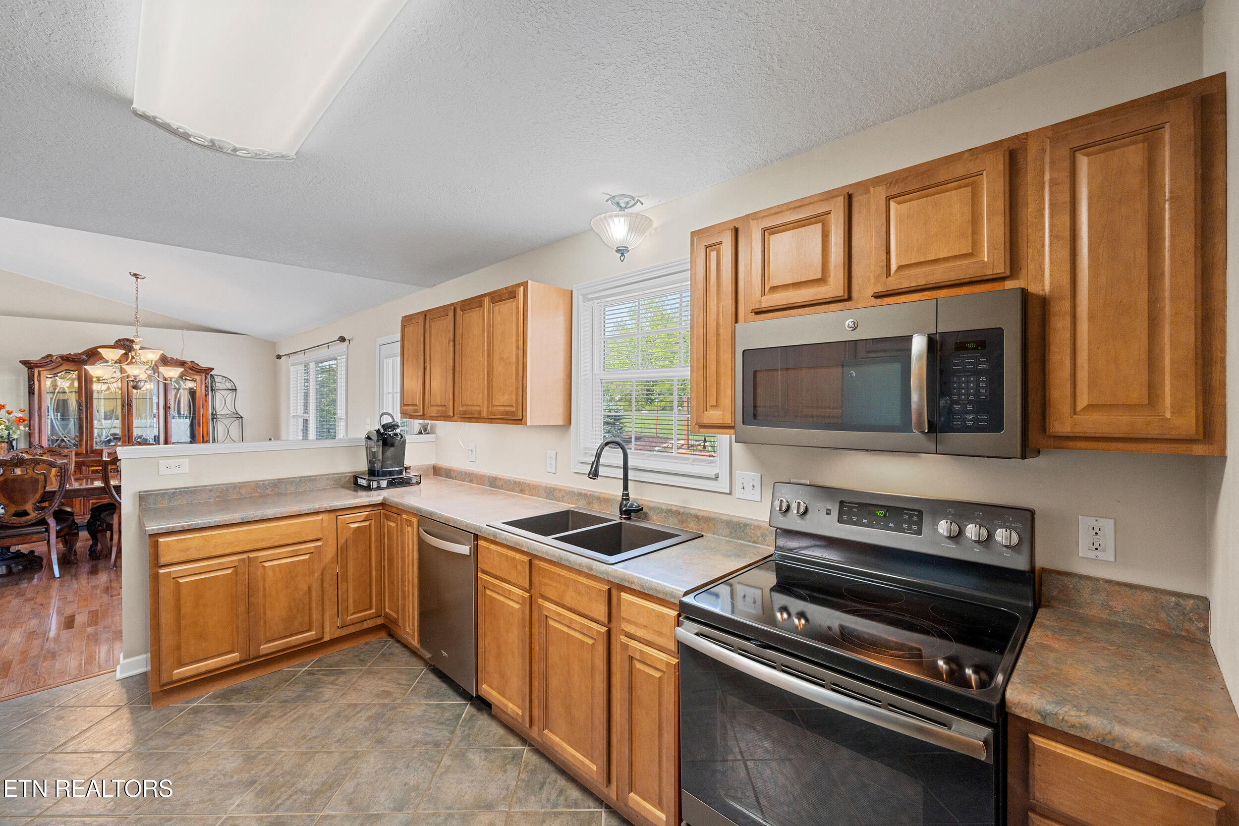 1965 River Vista Circle