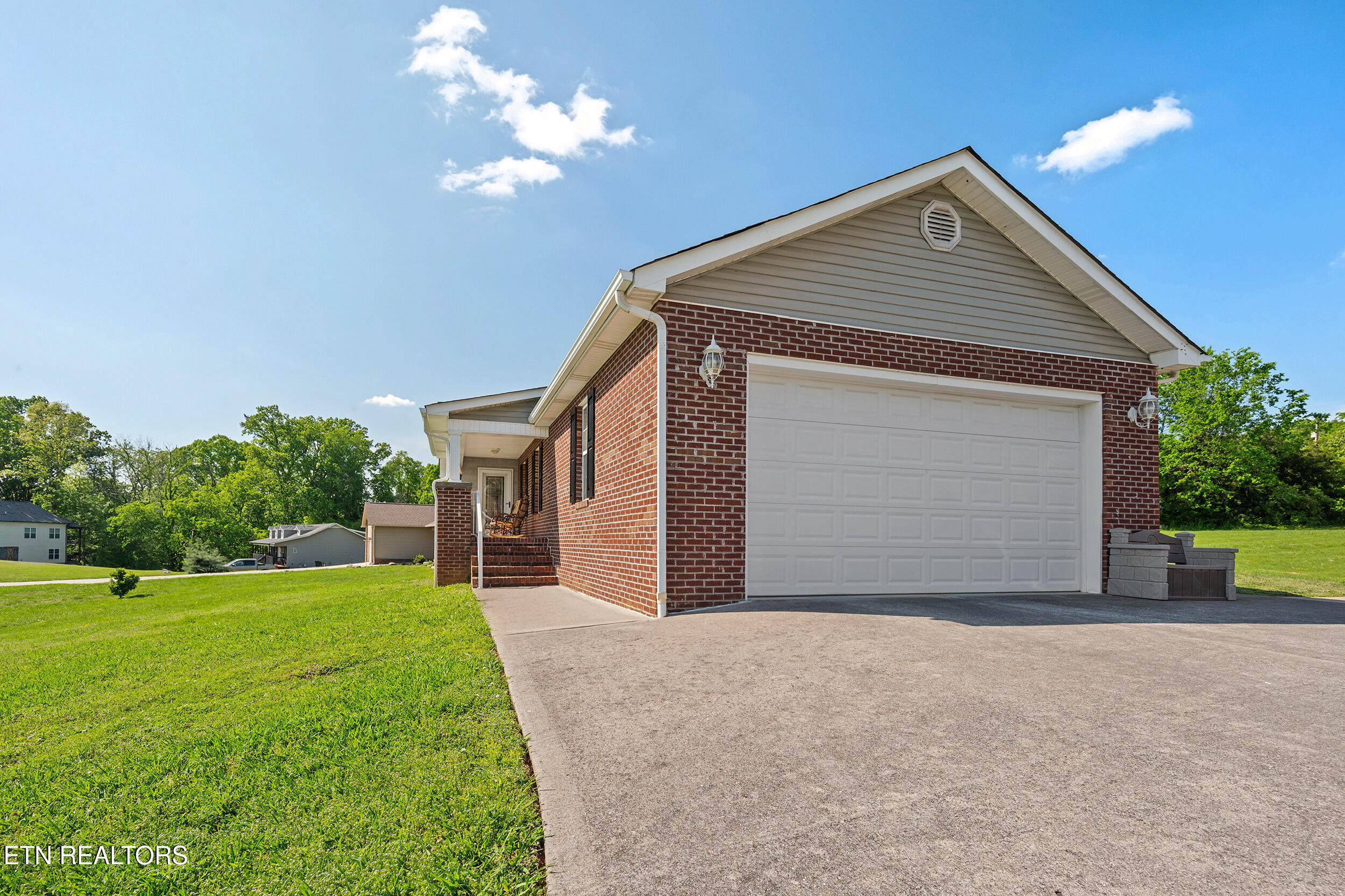 1965 River Vista Circle