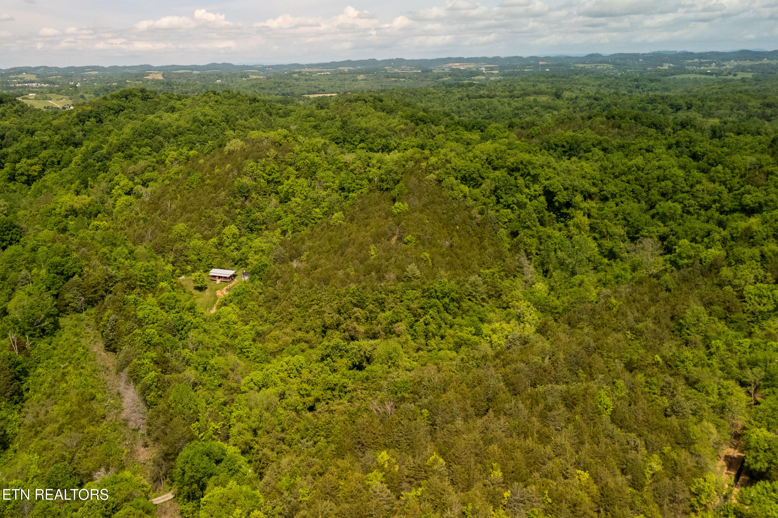 00 Henry Rd, Newport