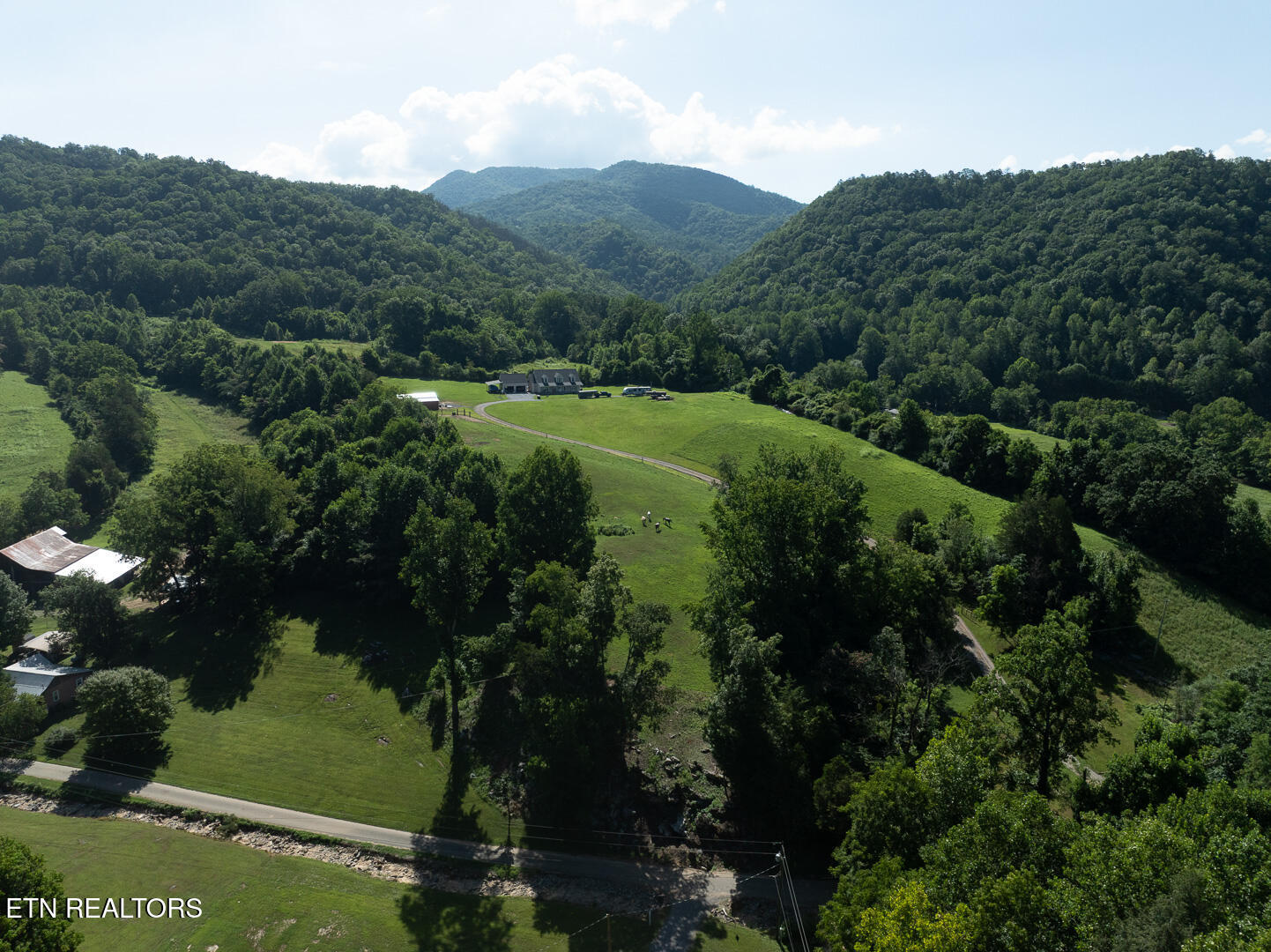 828 Hembree Hollow Rd