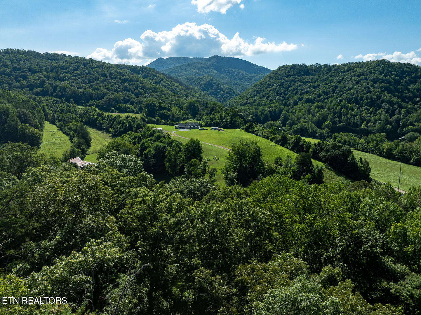 828 Hembree Hollow Rd