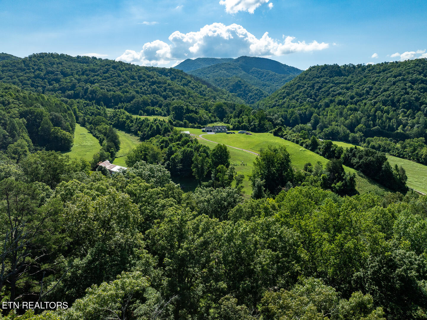 828 Hembree Hollow Rd