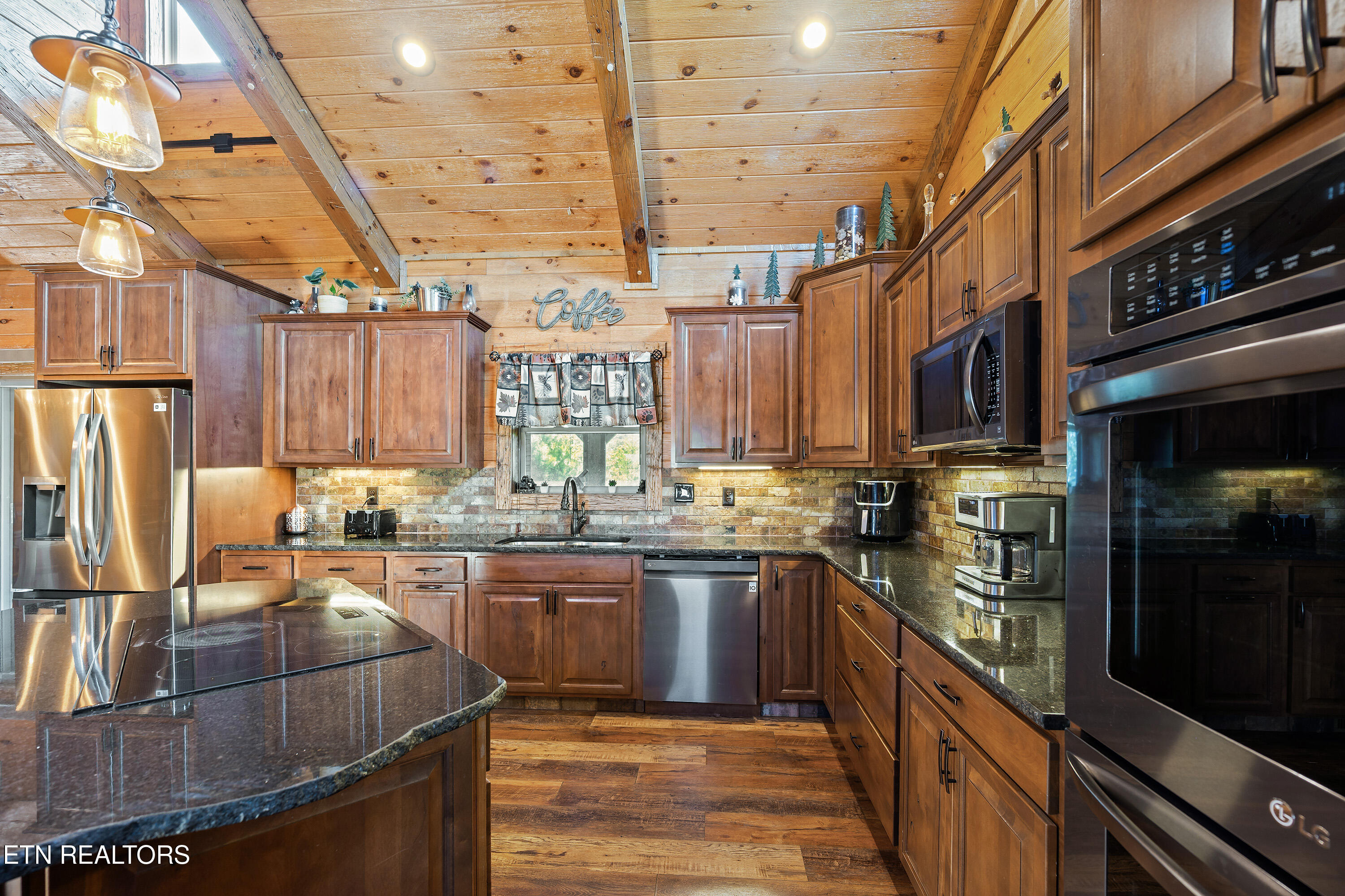 971 Critter Mountain Way