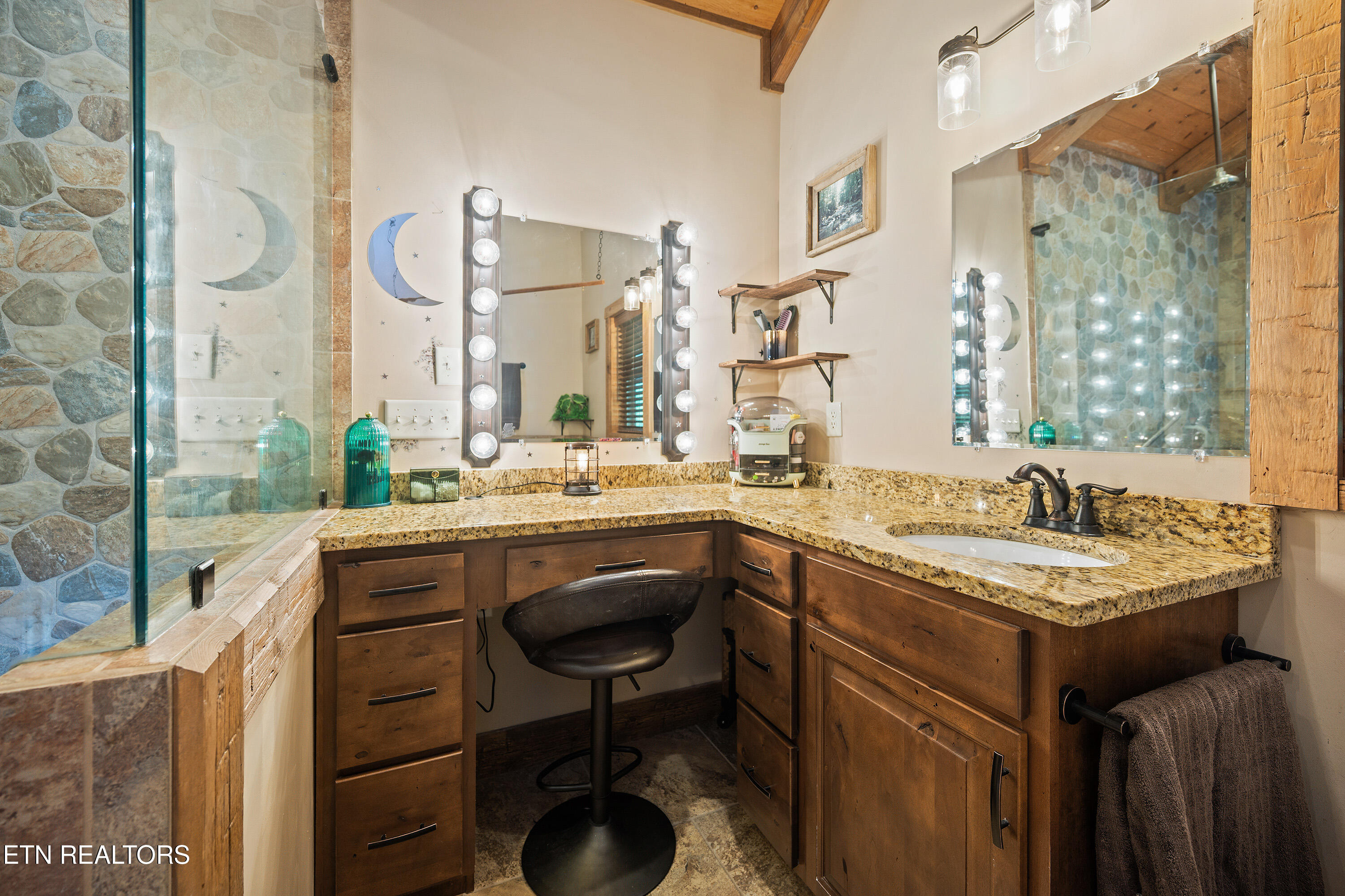 971 Critter Mountain Way