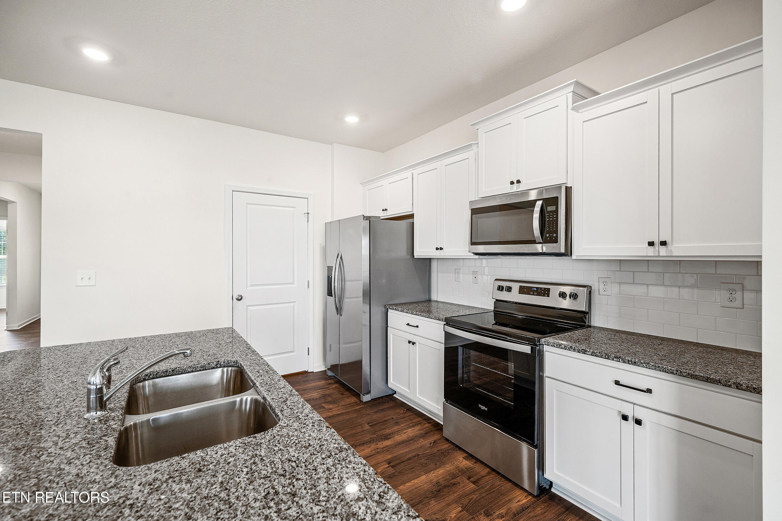 2329 Stream View Lane