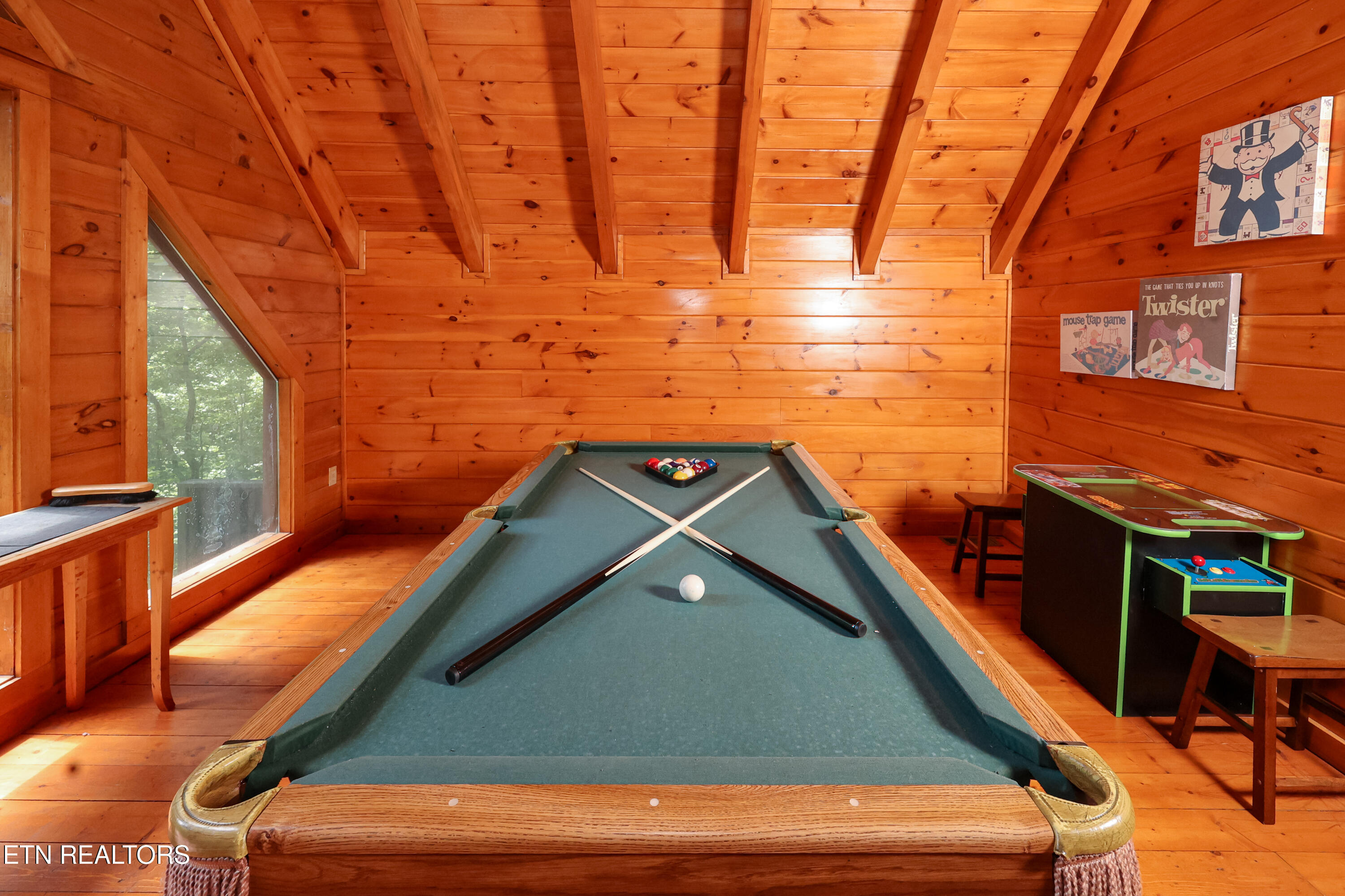 556 Wildwood Forest Way