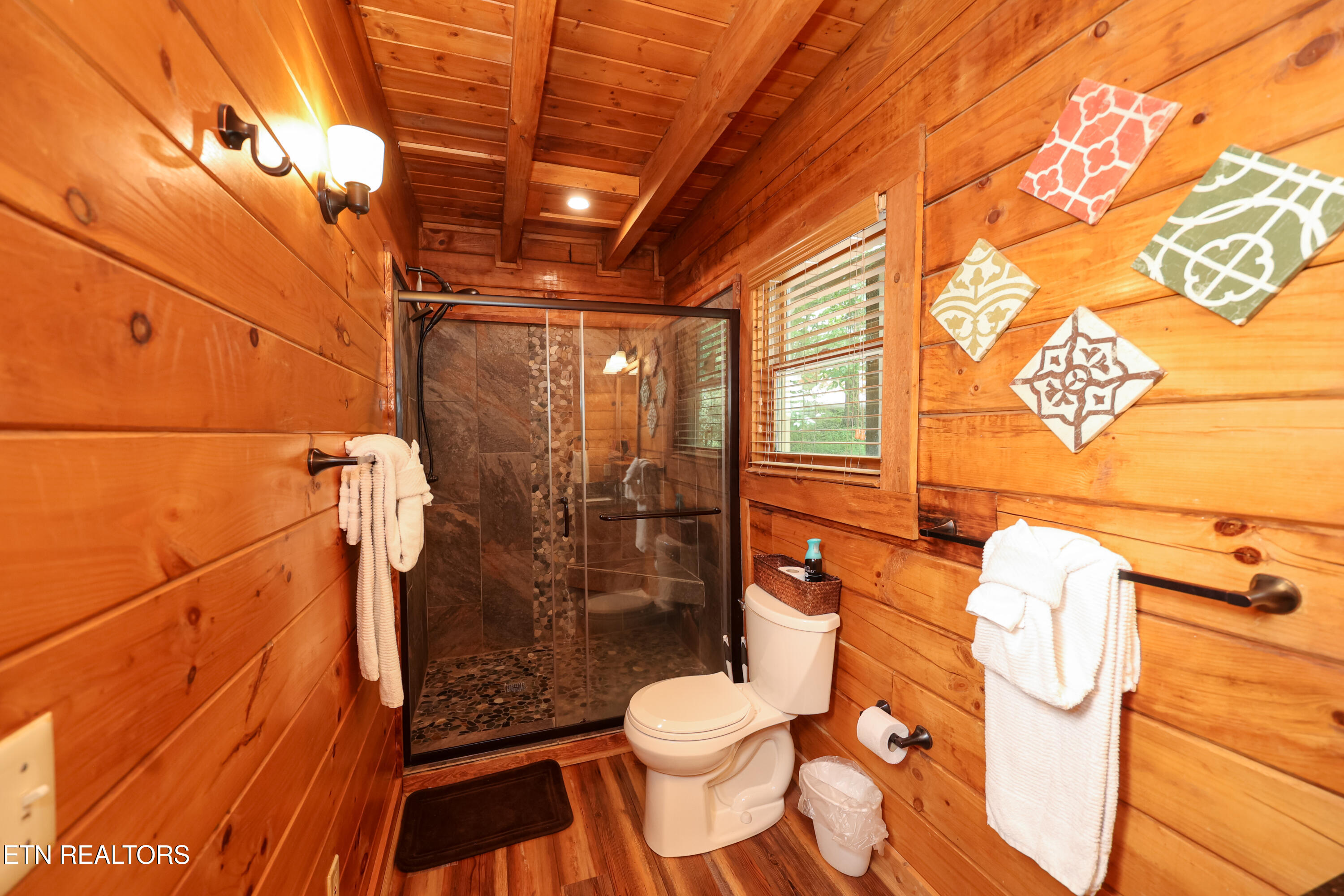 556 Wildwood Forest Way