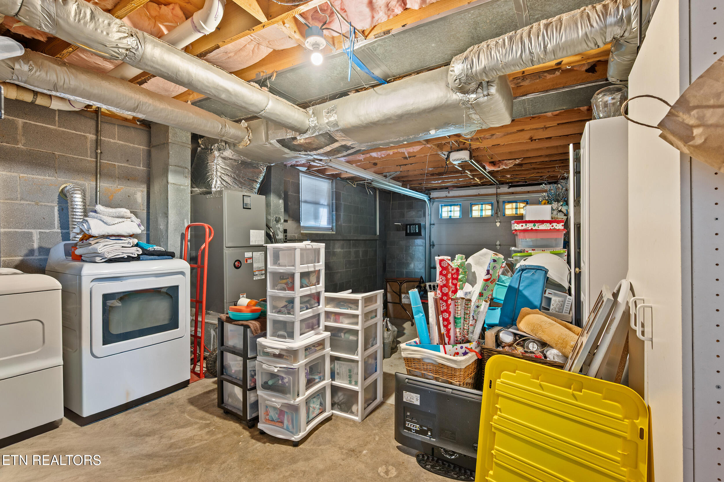 4685 Robinhood Circle