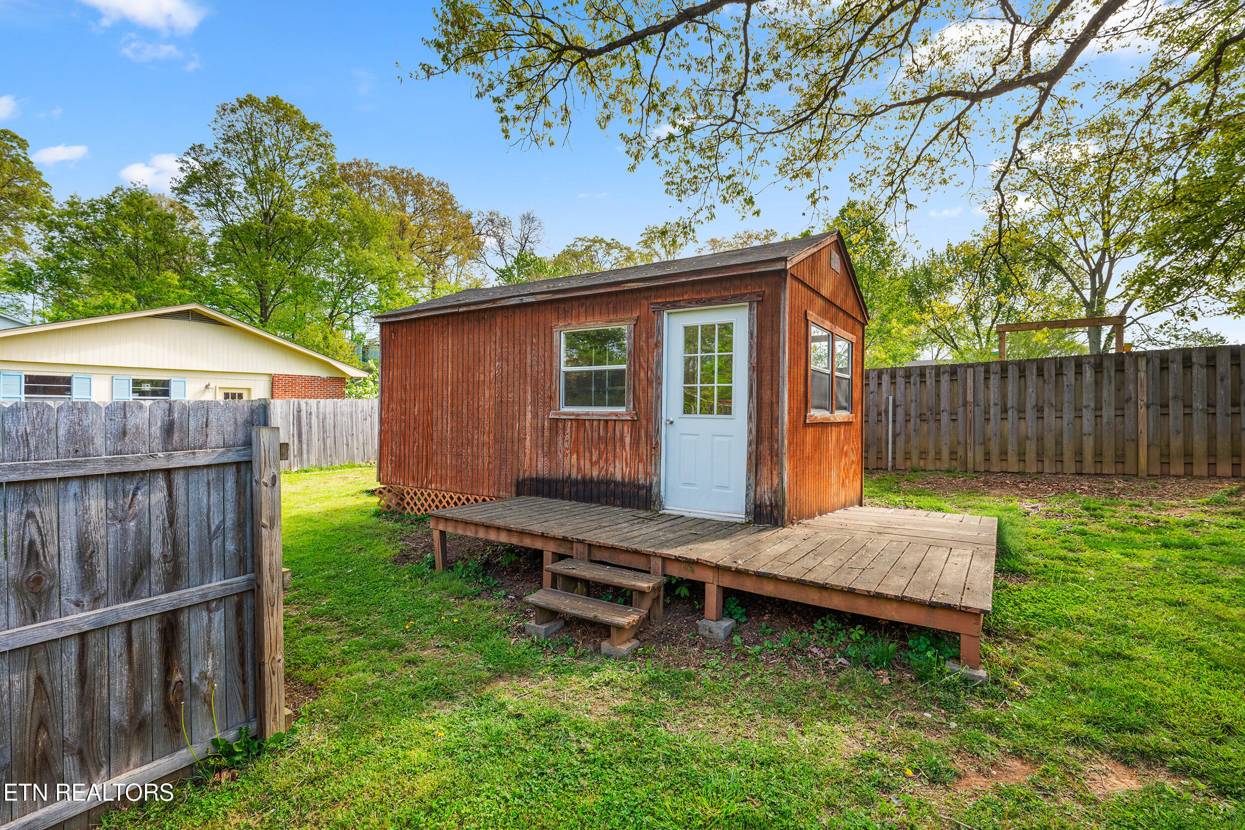 4685 Robinhood Circle