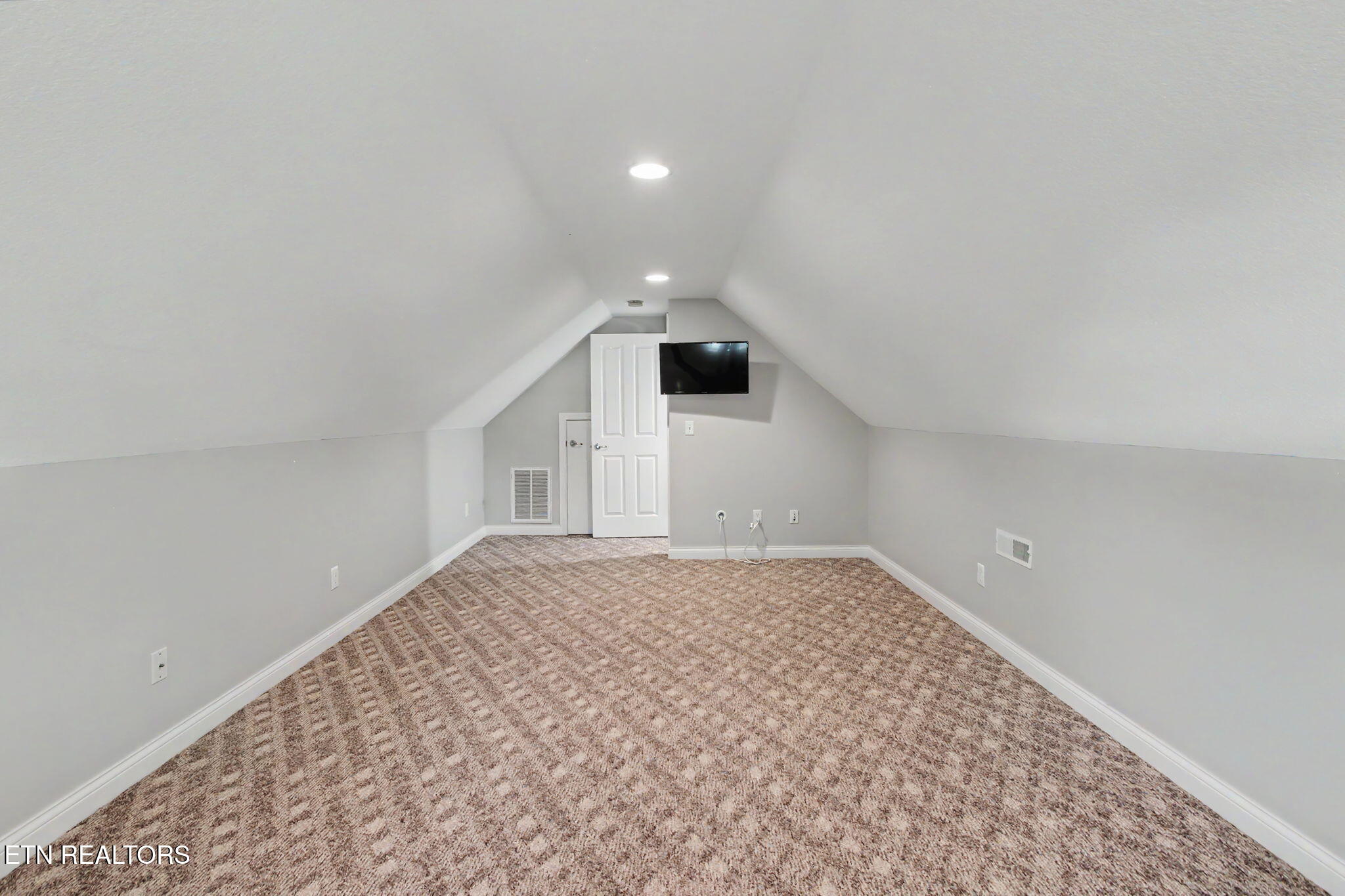 140 Big Oak Drive