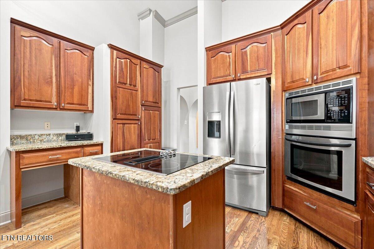 2360 Wild Pear Tr