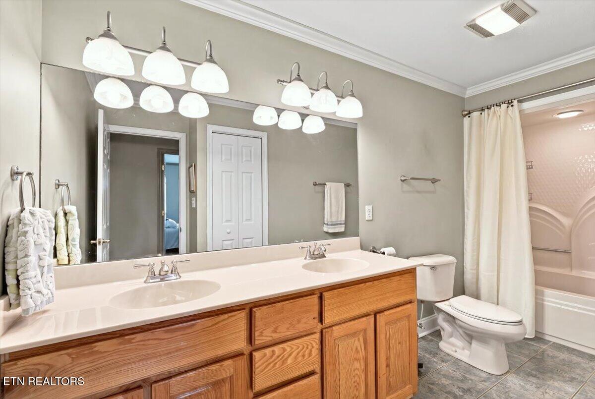 2360 Wild Pear Tr