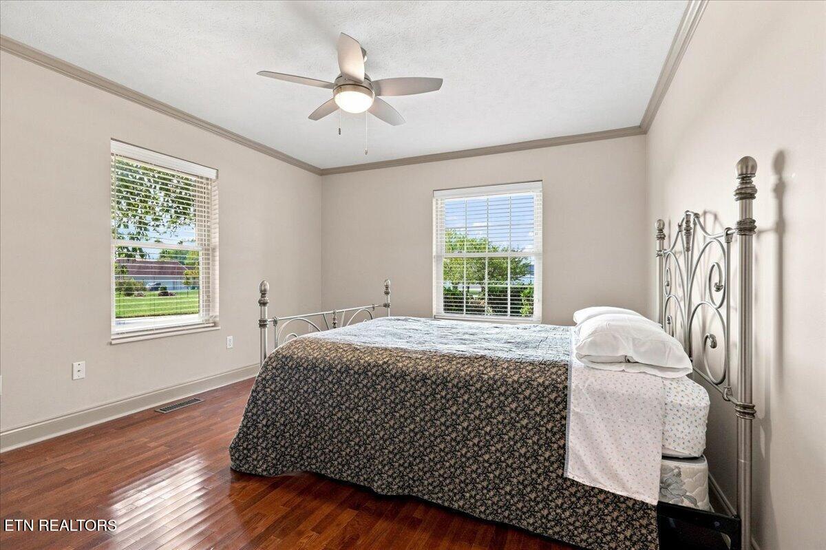2360 Wild Pear Tr