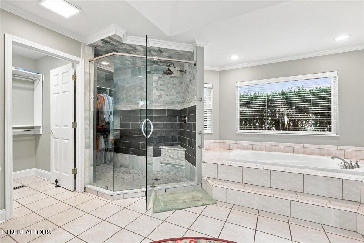 2360 Wild Pear Tr