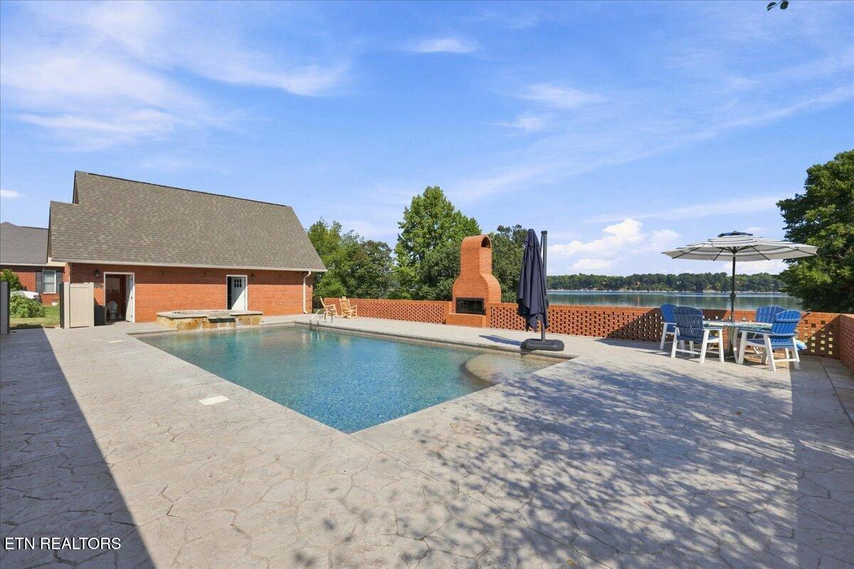 2360 Wild Pear Tr