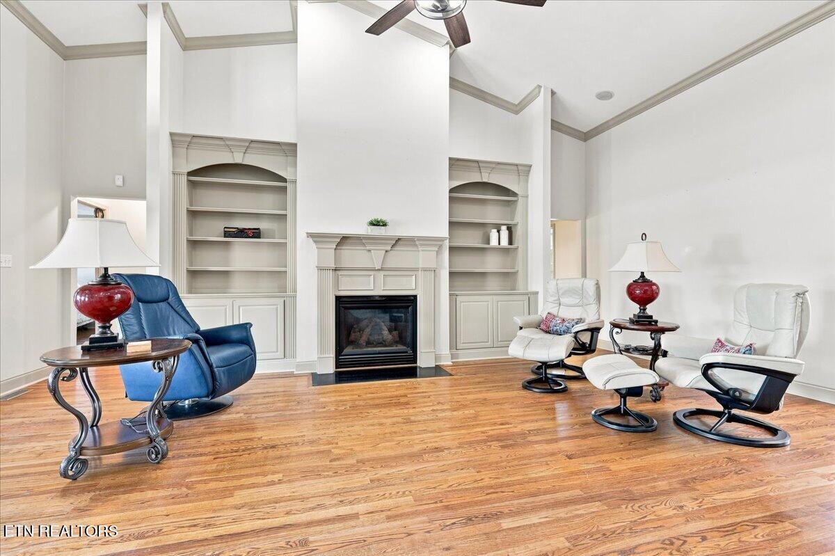 2360 Wild Pear Tr