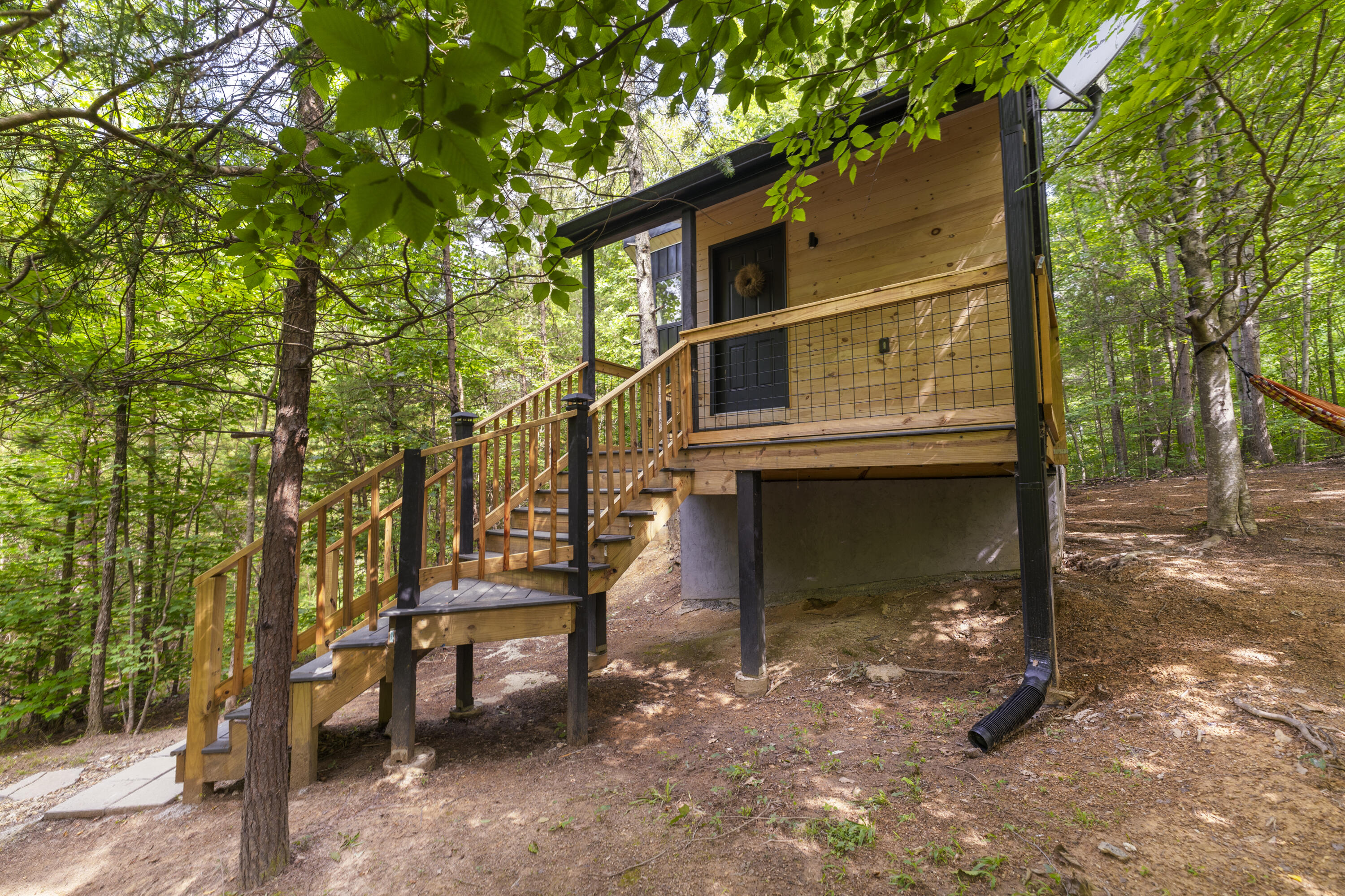 256 Deerfoot Road Road