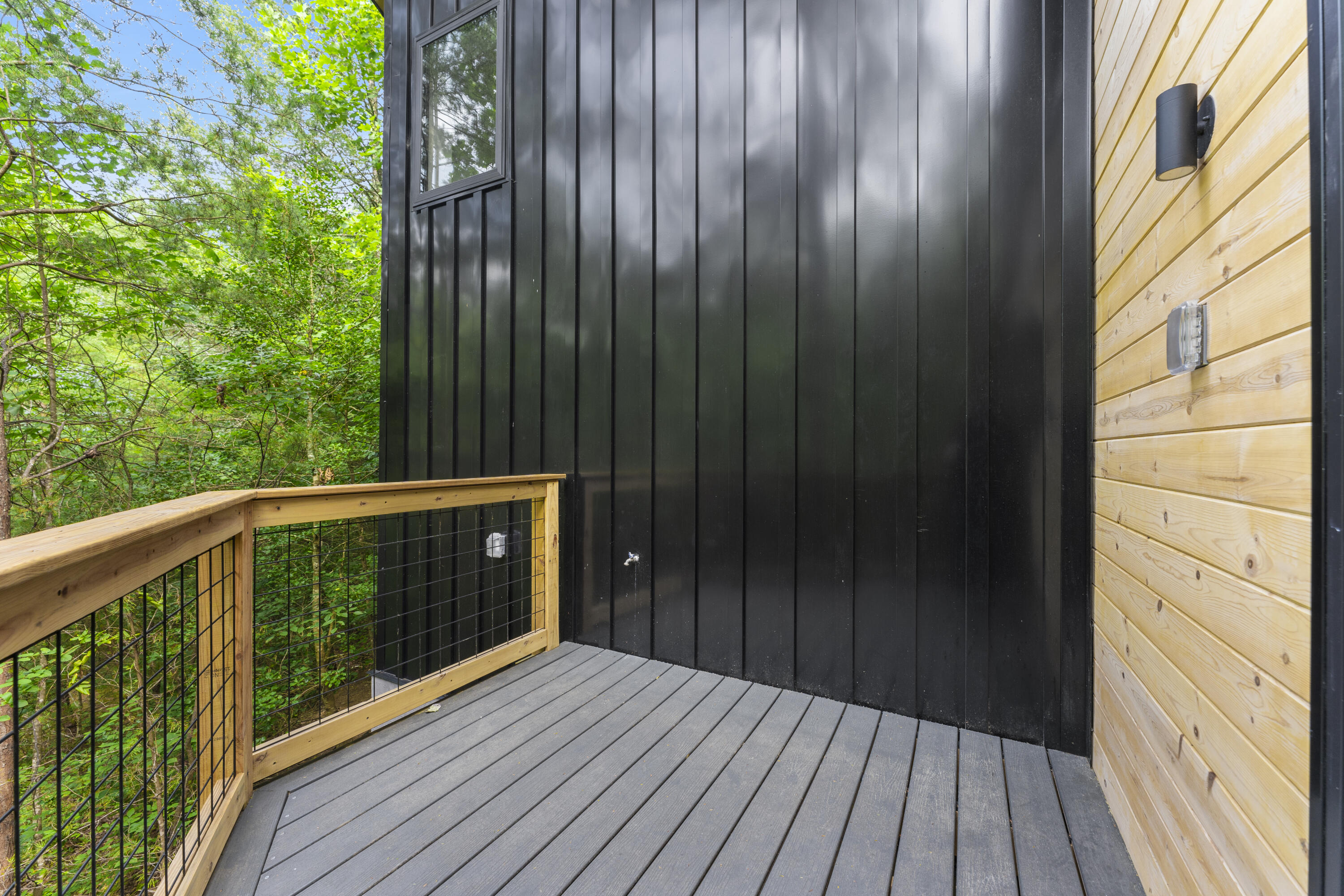 256 Deerfoot Road Road