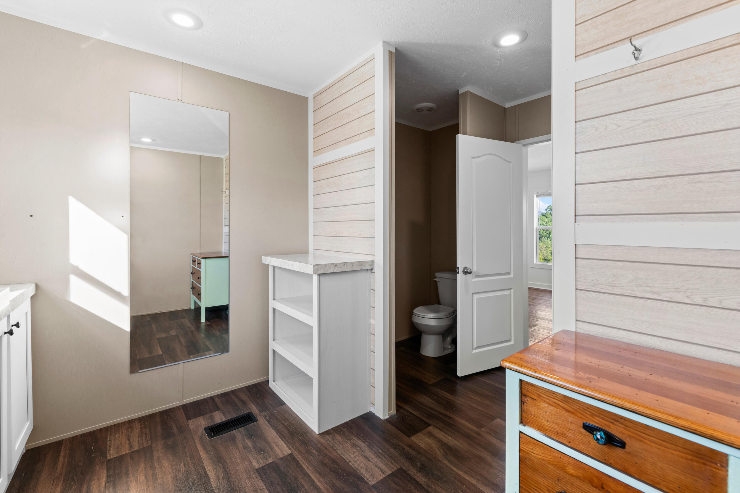 2710 Buck Horn Road Road