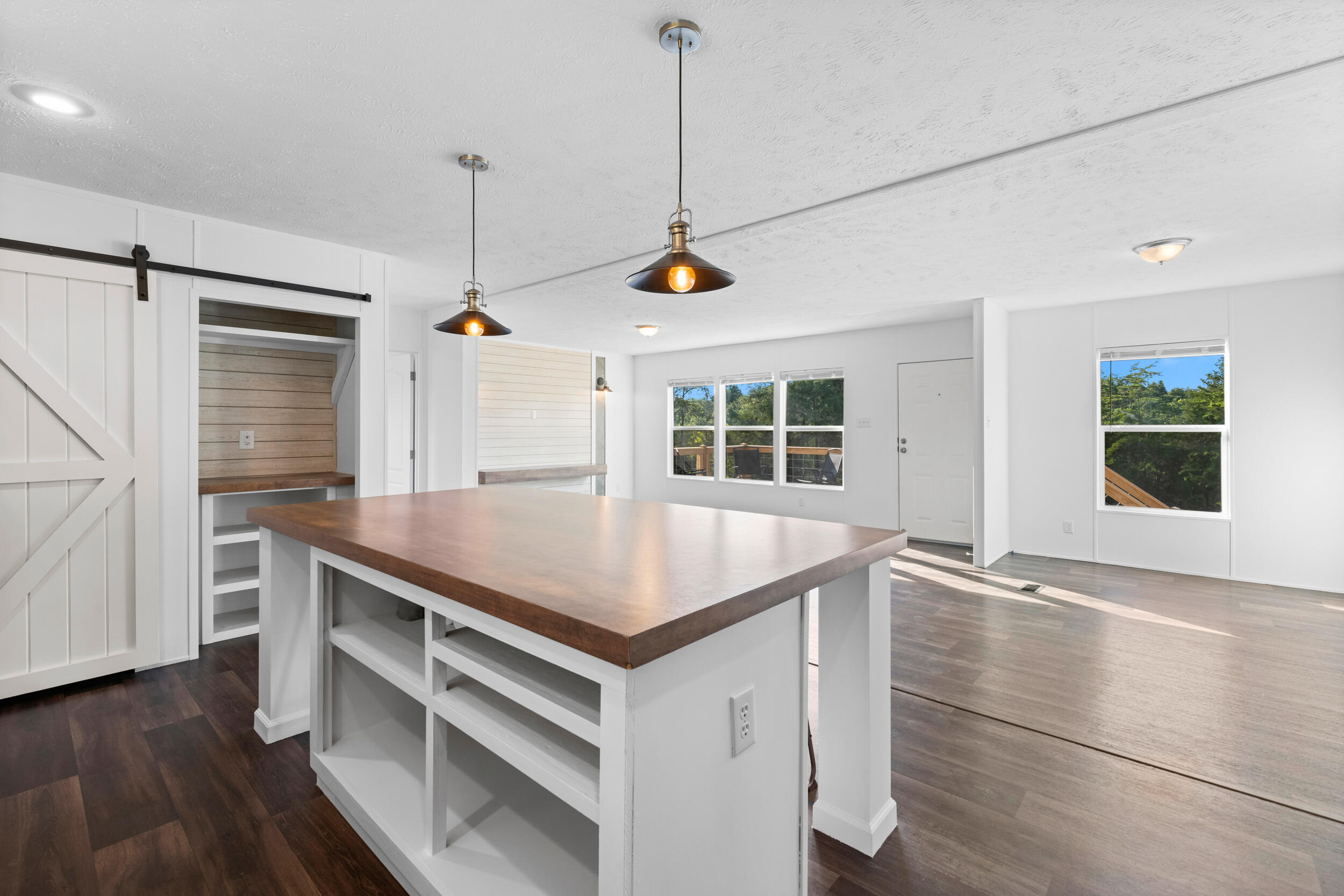 2710 Buck Horn Road Road